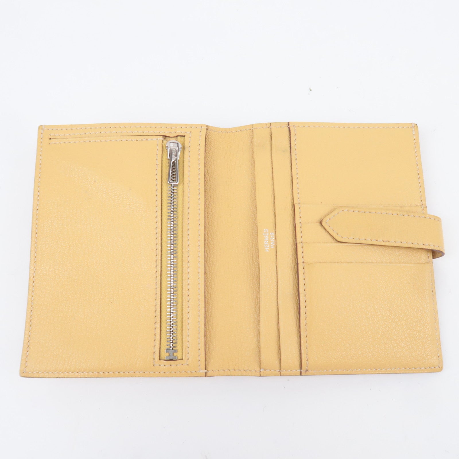 HERMES Bearn Compact Leather Wallet Y Stamp (2020)