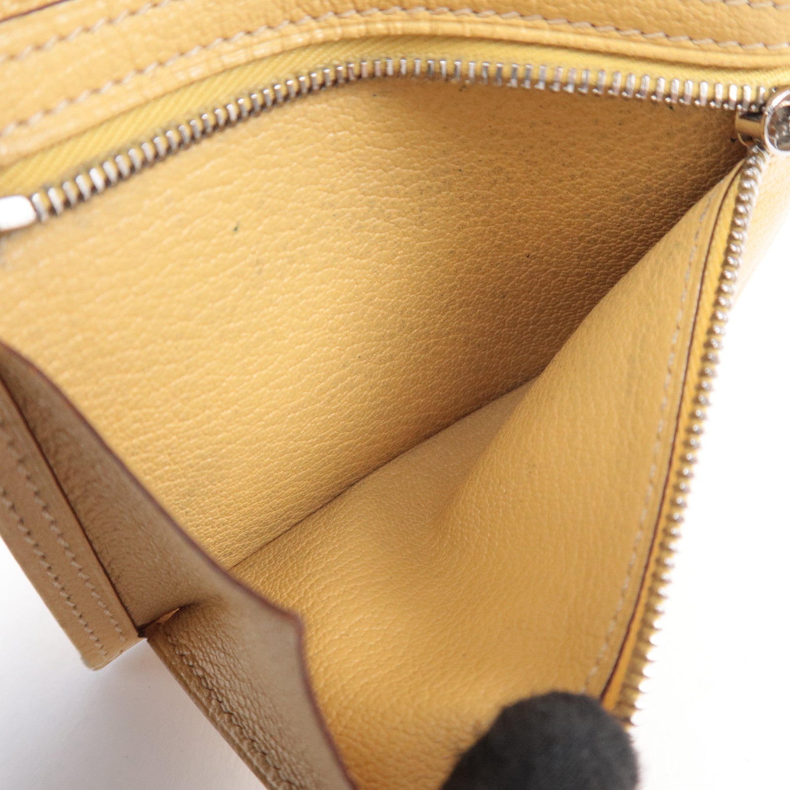 HERMES Bearn Compact Leather Wallet Y Stamp (2020)