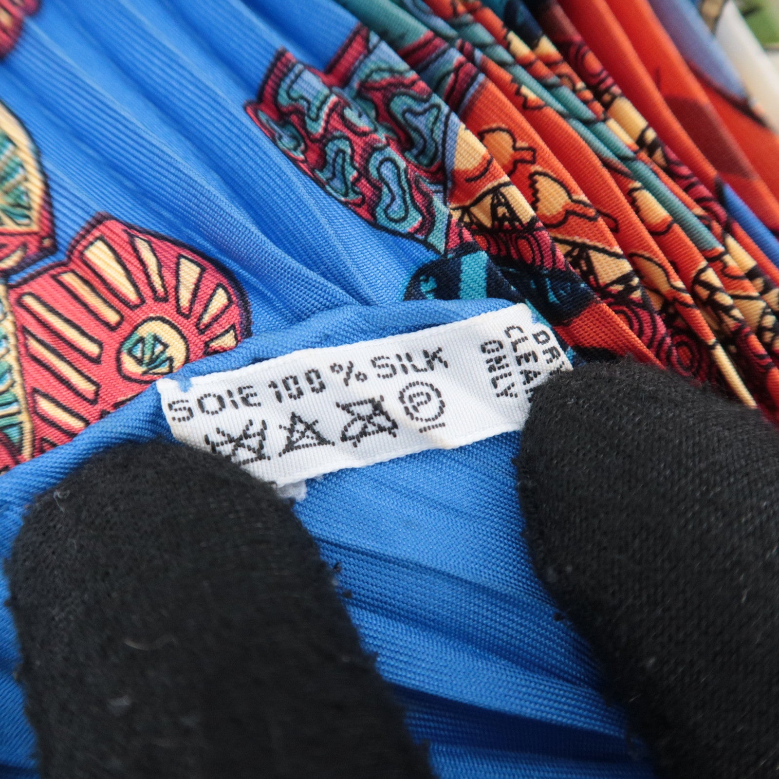 HERMES Pleated Carre 90 Scarf 100% Silk