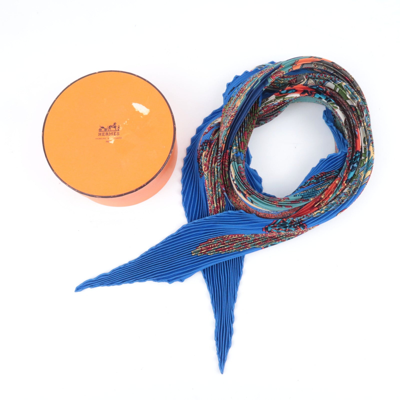 HERMES Pleated Carre 90 Scarf 100% Silk