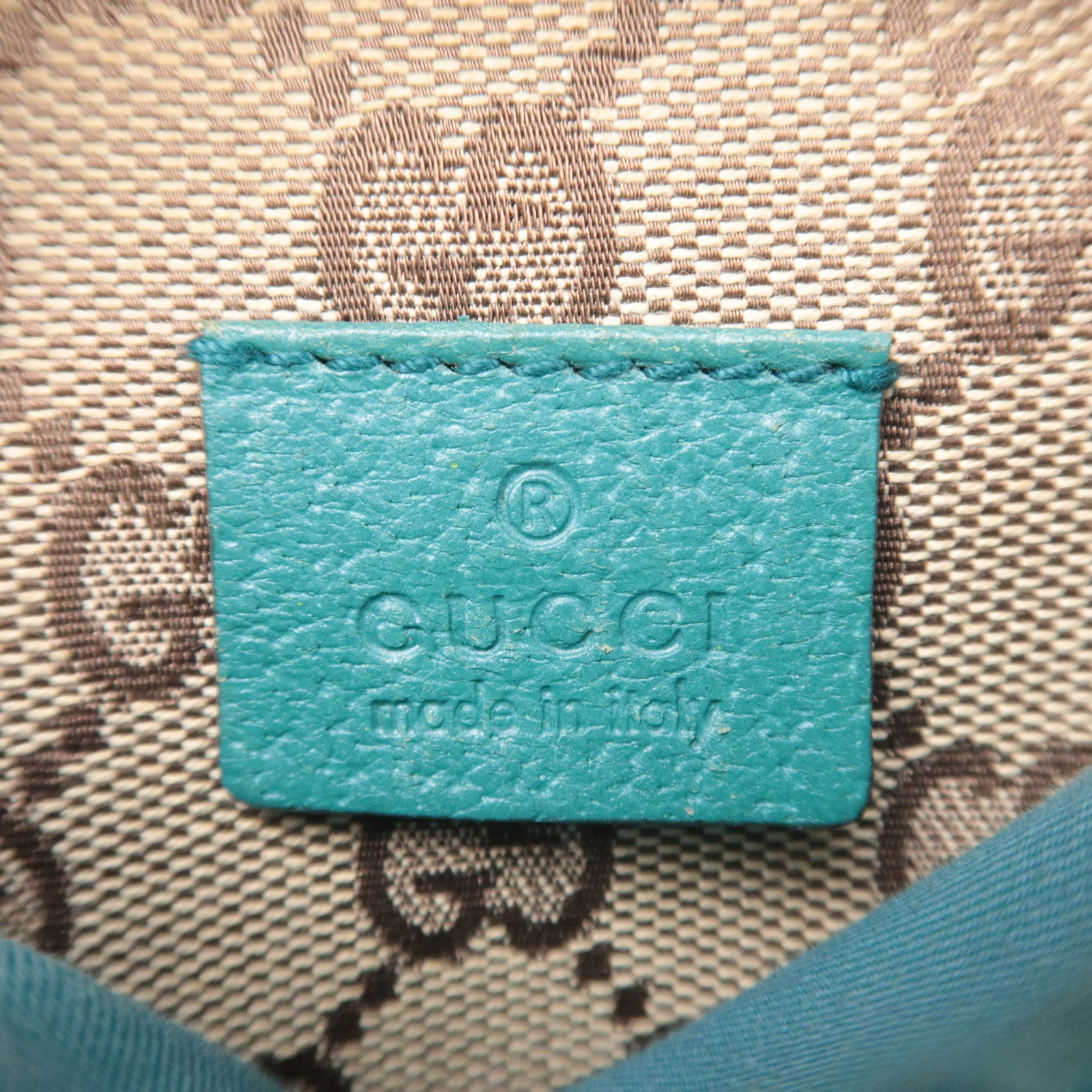 GUCCI GG Canvas Body Bag 28566