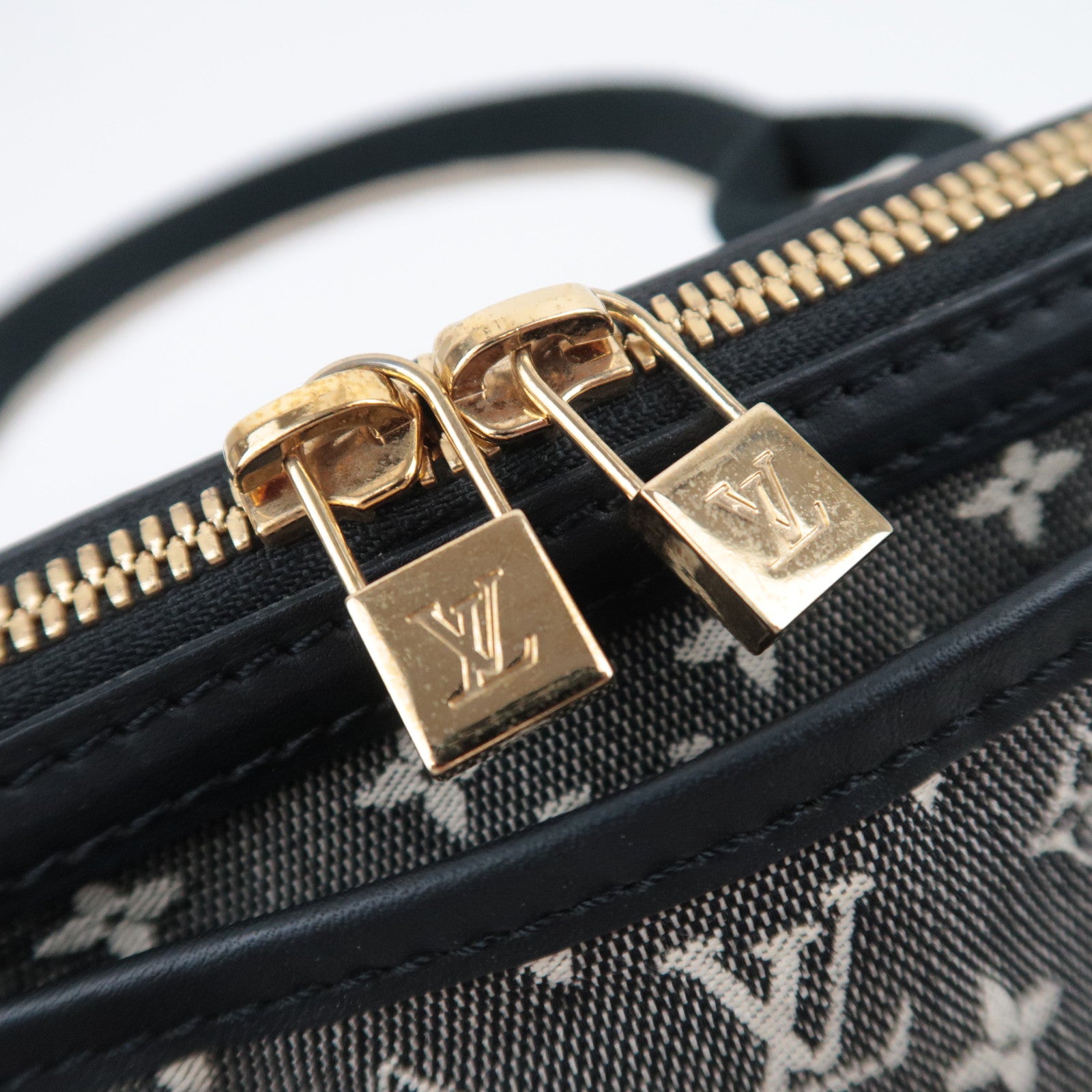 Louis Vuitton Monogram Mini Sac Mary Kate Handbag Noir M92508