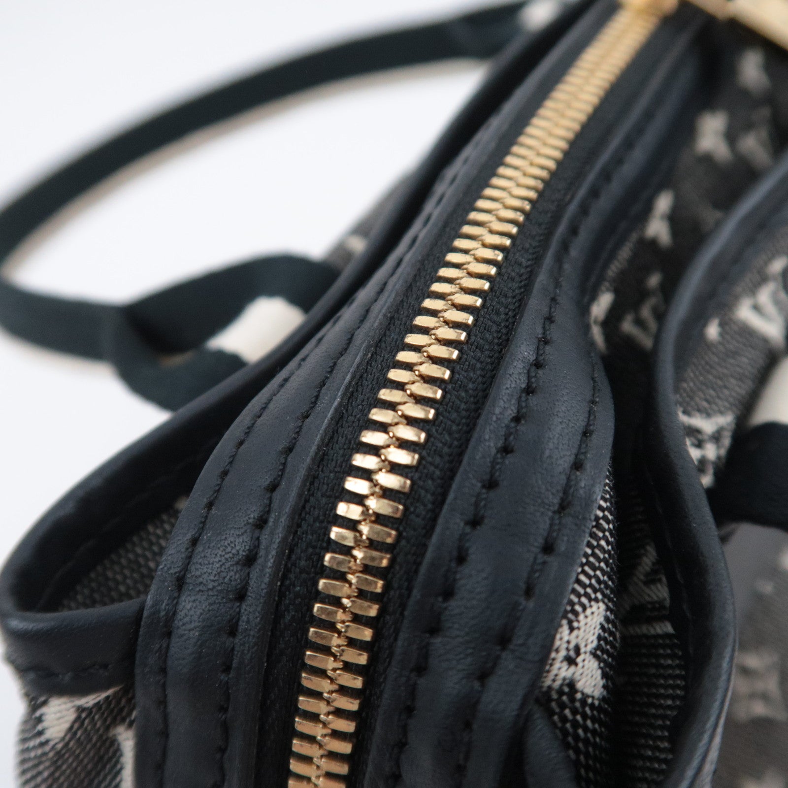 Louis Vuitton Monogram Mini Sac Mary Kate Handbag Noir M92508
