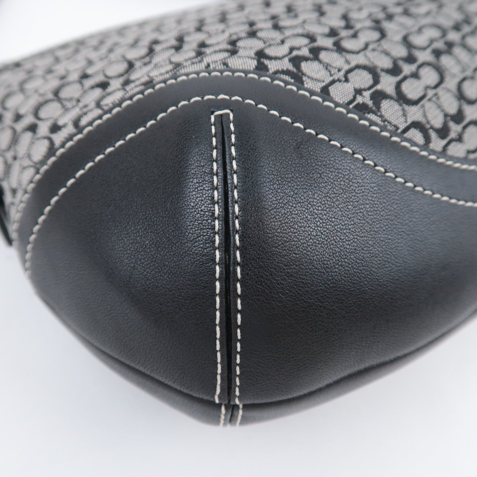 COACH Mini Signature Canvas Shoulder Bag Black 6808