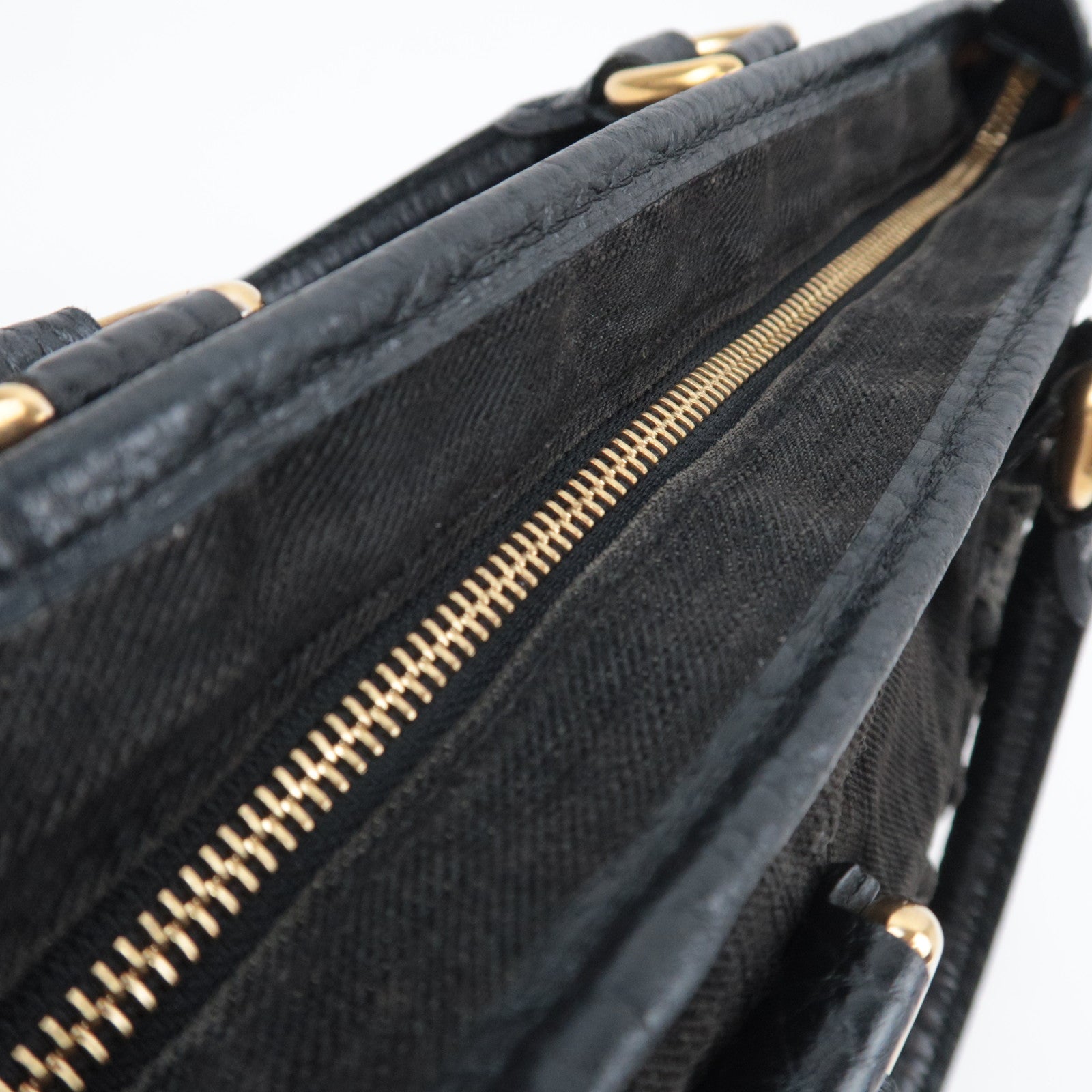 Louis Vuitton Monogram Denim Neo Cabby MM Noir M95351