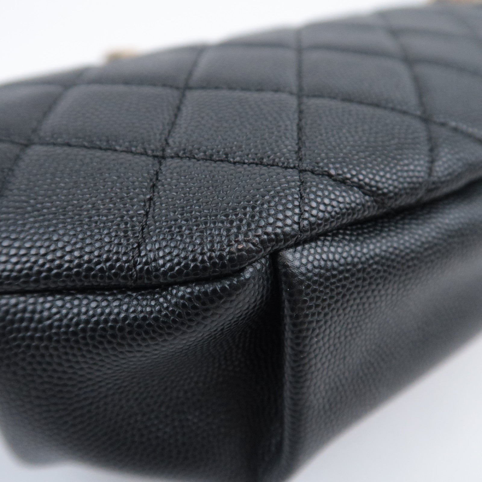 CHANEL CC Filigree Chain Waist Bag Caviar Skin Blac Gold HDW