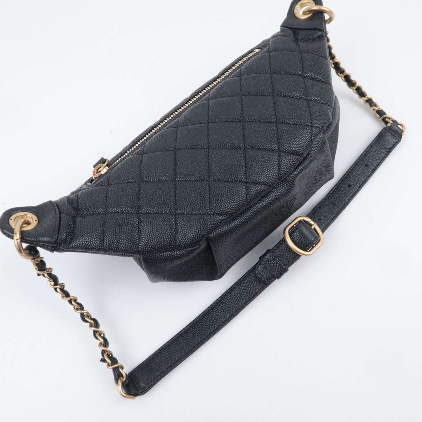 CHANEL CC Filigree Chain Waist Bag Caviar Skin Blac Gold HDW