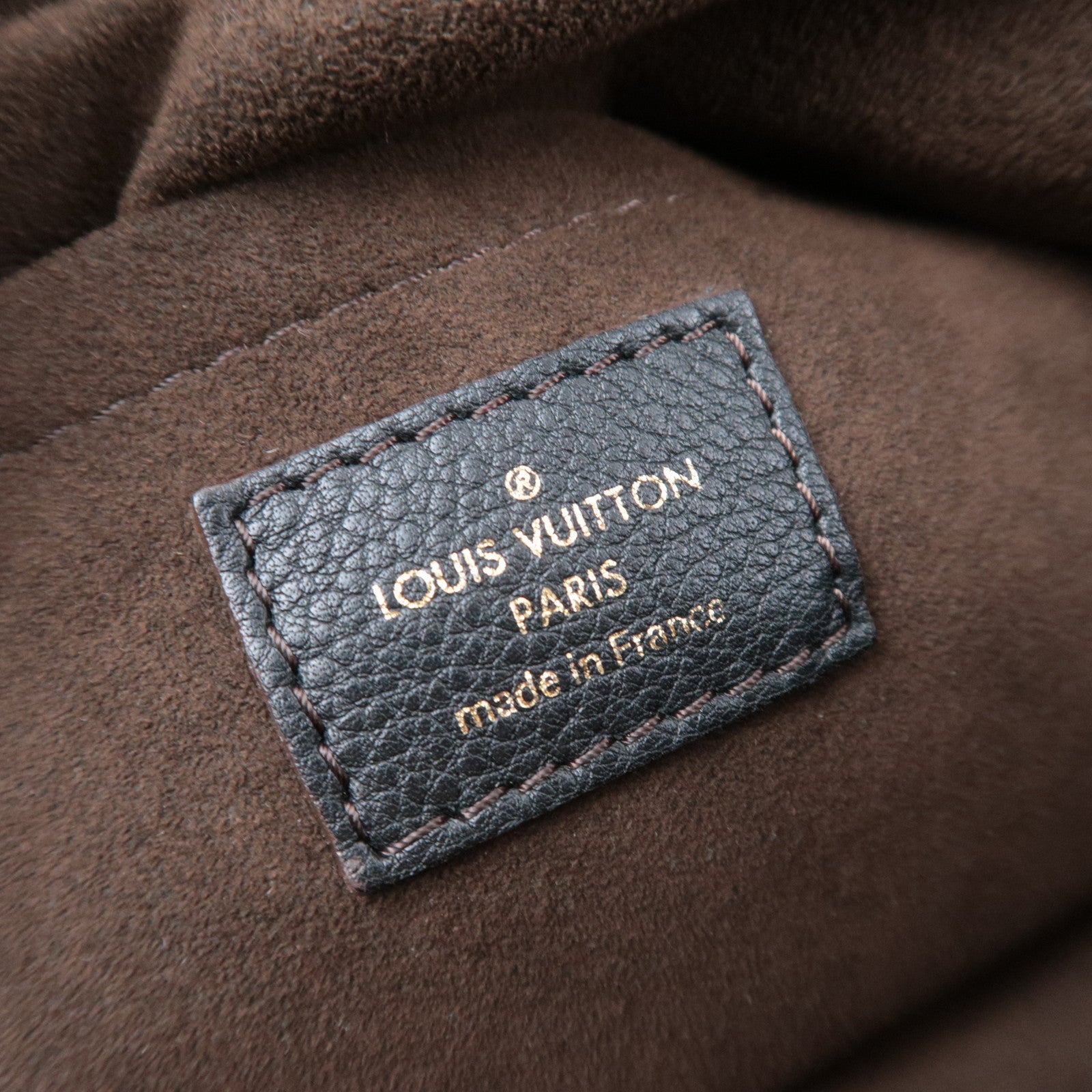 Louis Vuitton Monogram Mahina XS Noir M95660