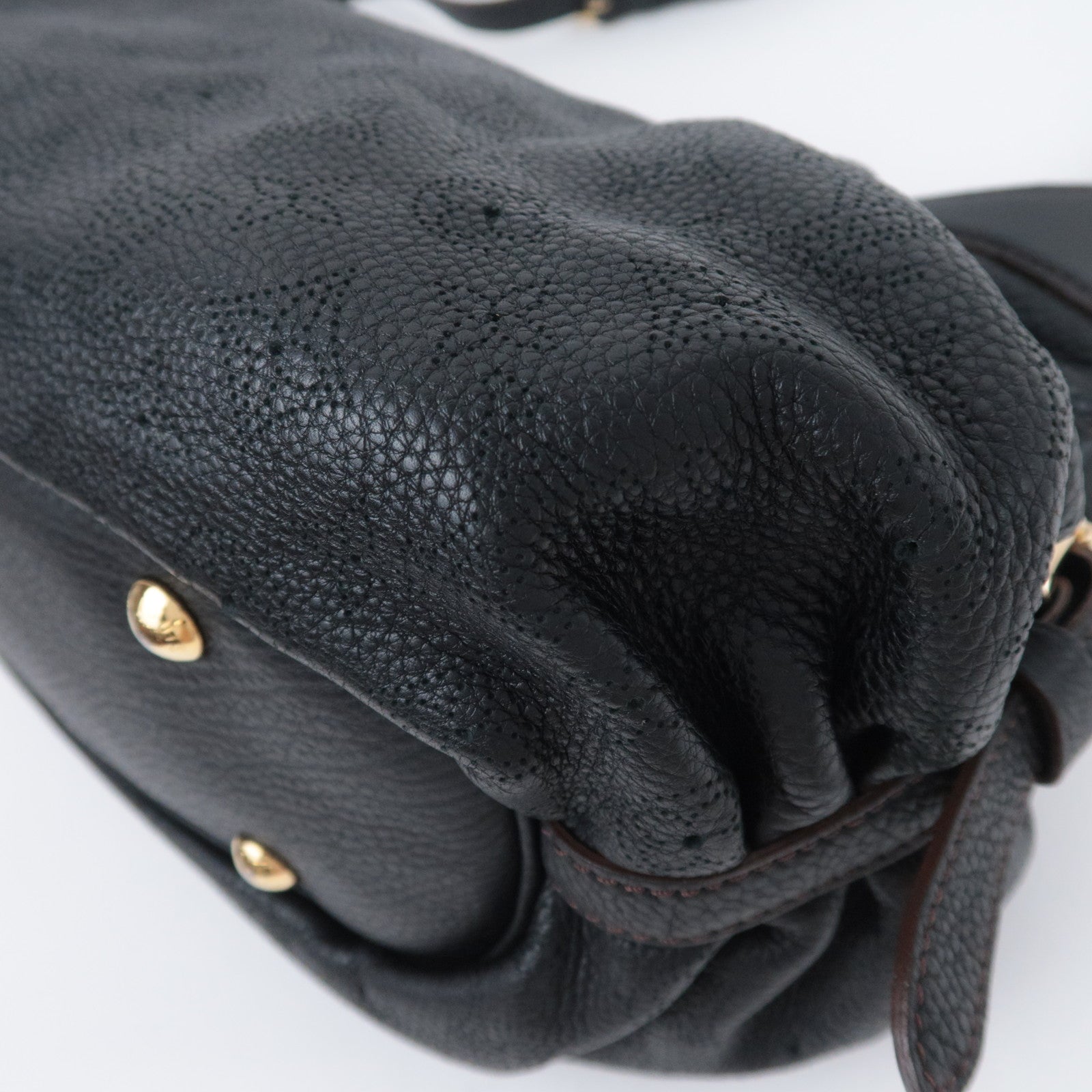 Louis Vuitton Monogram Mahina XS Noir M95660