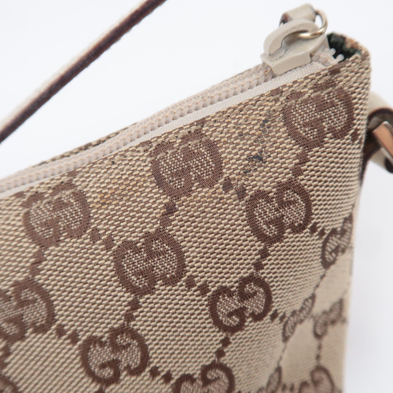 GUCCI Boat Bag GG Canvas Handbag Beige White 07193