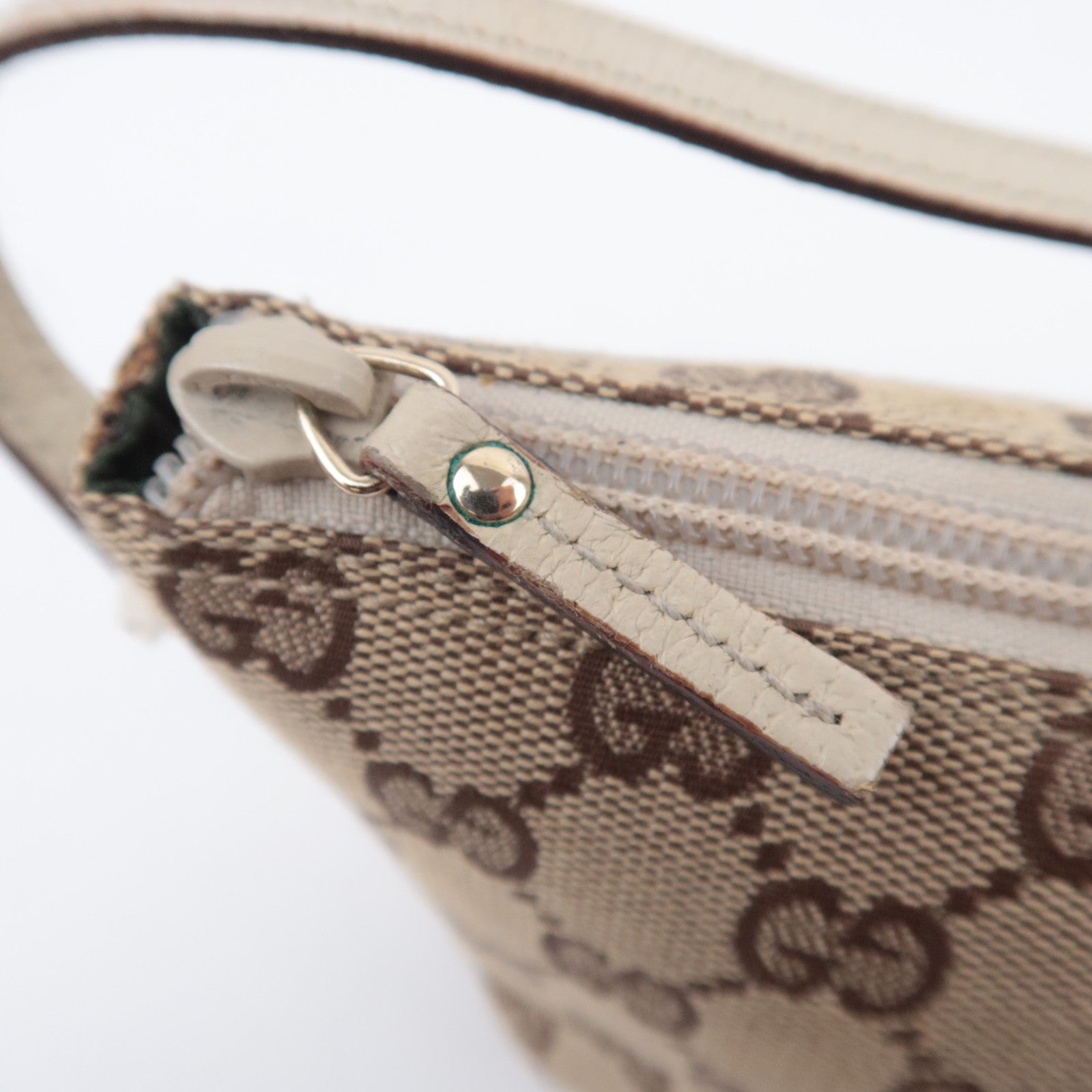 GUCCI Boat Bag GG Canvas Handbag Beige White 07193
