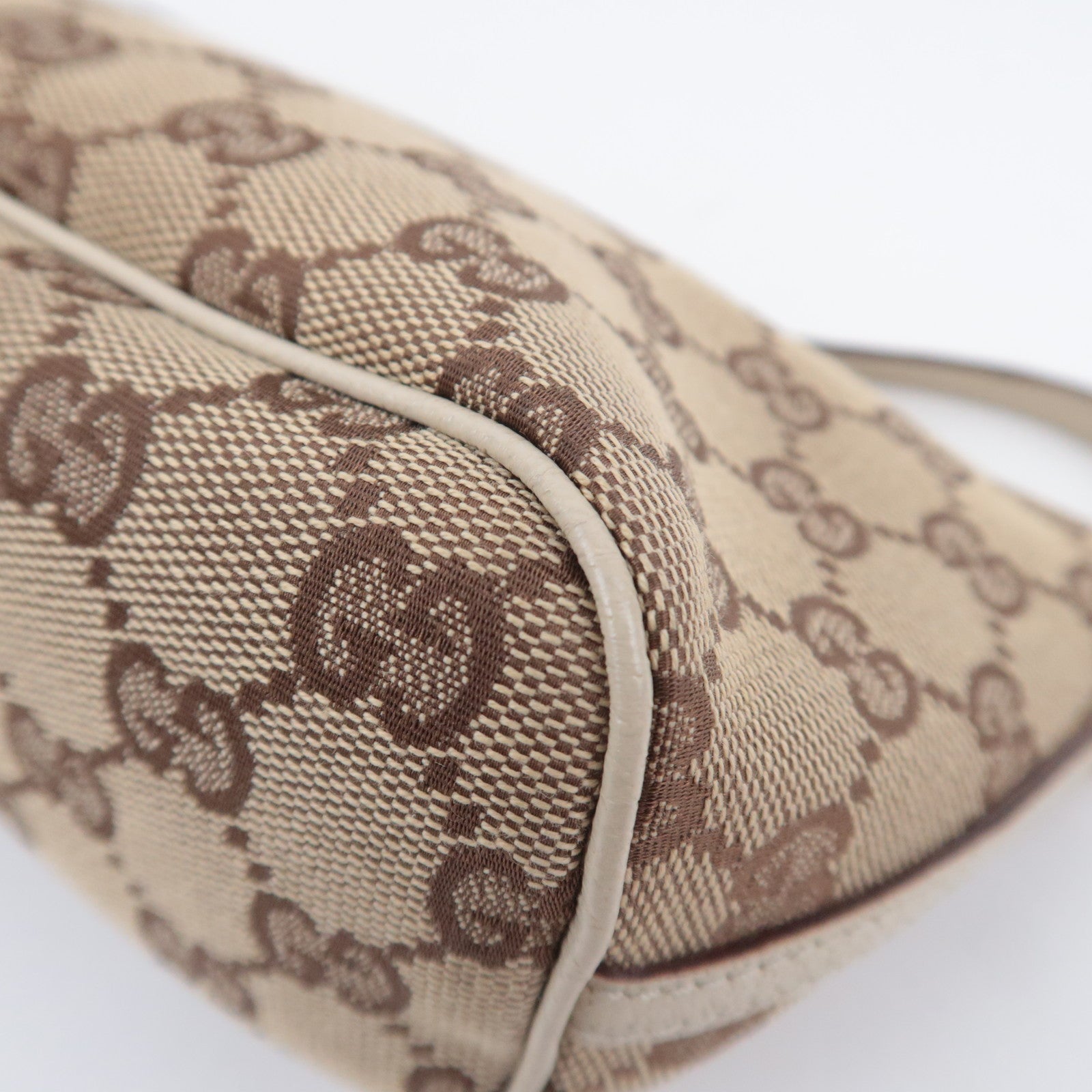 GUCCI Boat Bag GG Canvas Handbag Beige White 07193
