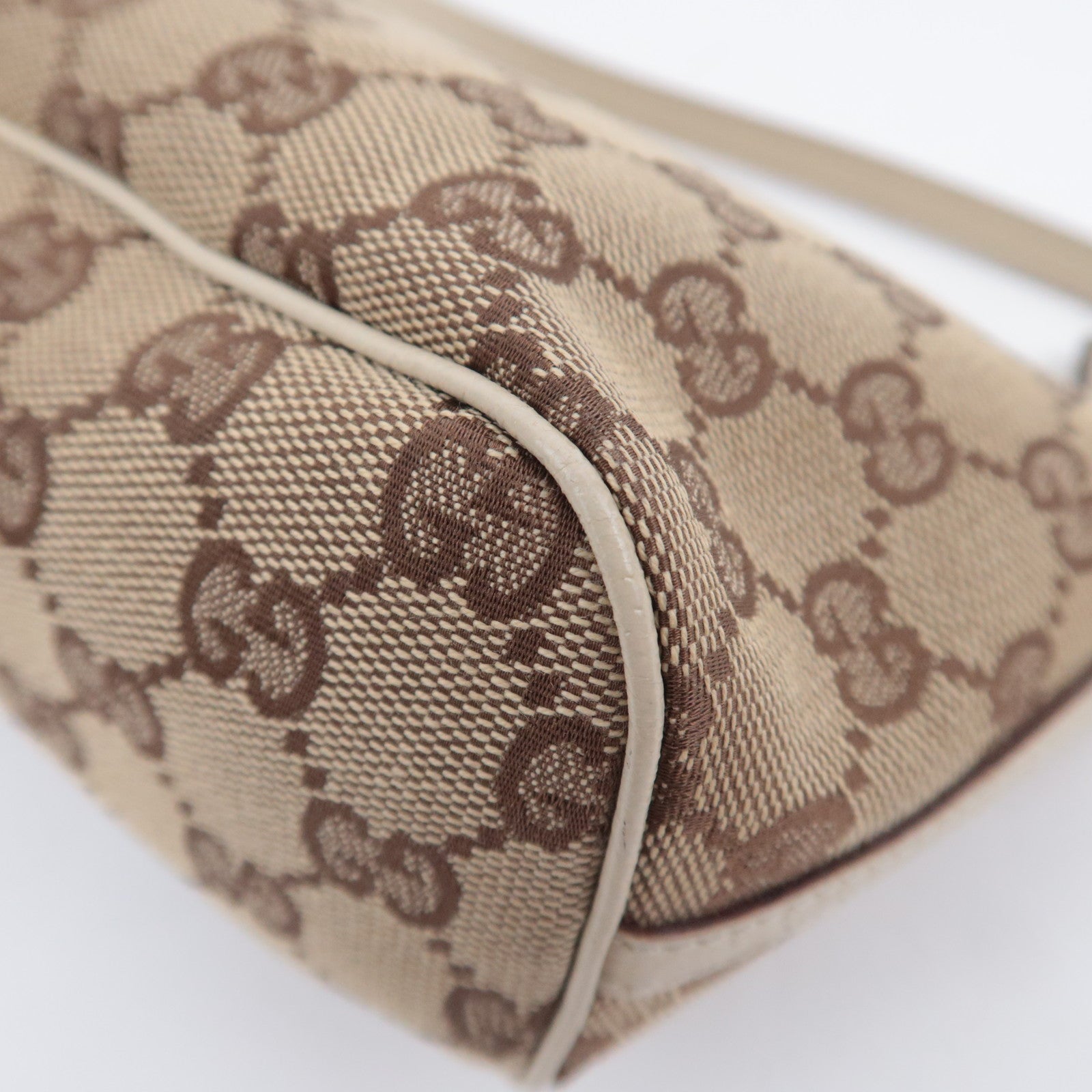 GUCCI Boat Bag GG Canvas Handbag Beige White 07193