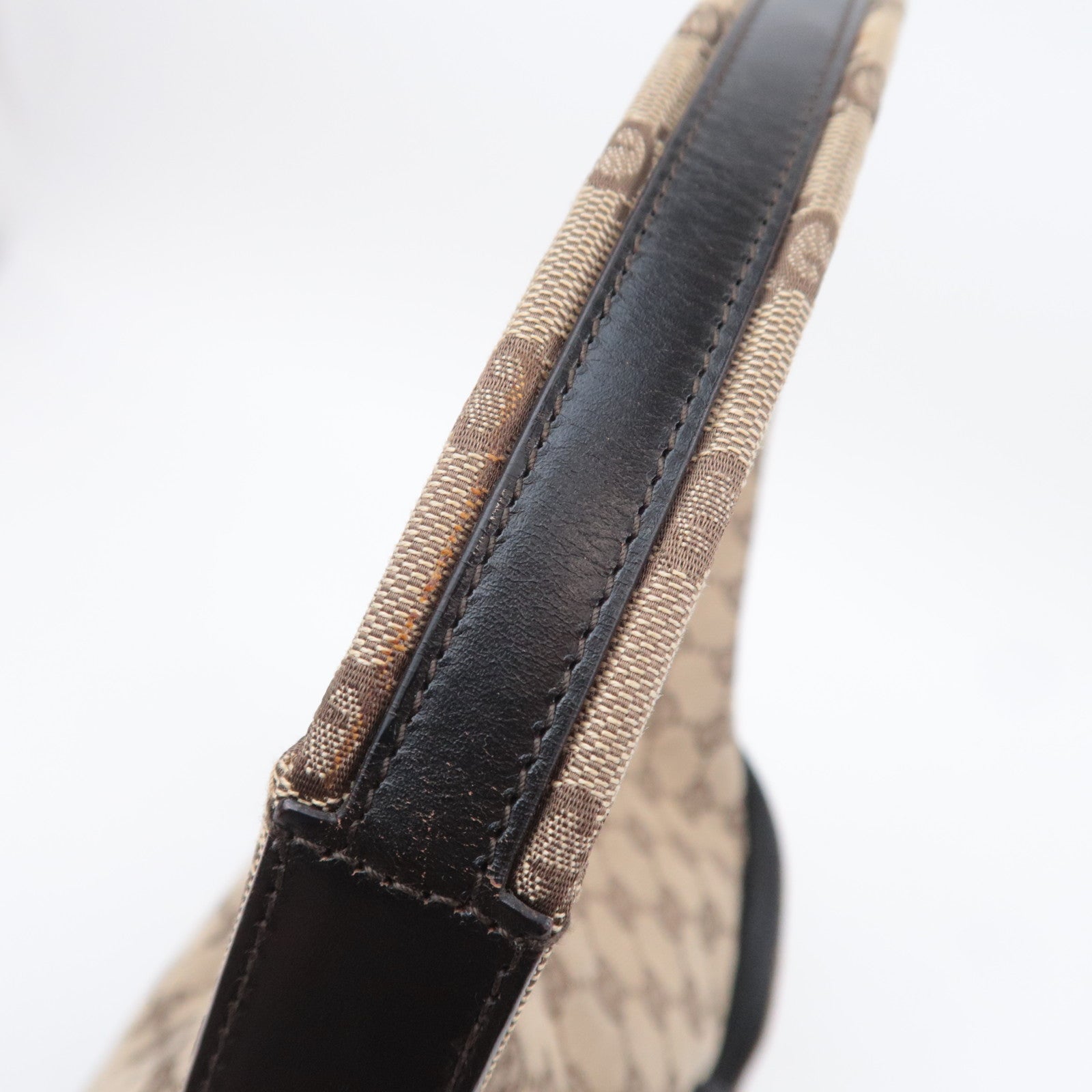 GUCCI GG Canvas Shoulder Bag Beige 001.3380