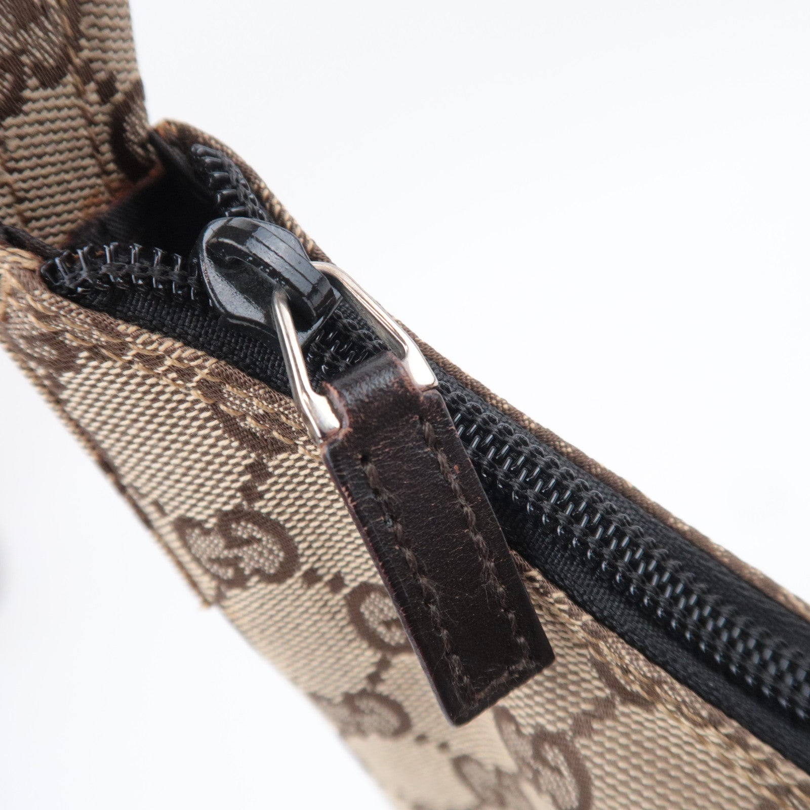GUCCI GG Canvas Shoulder Bag Beige 001.3380