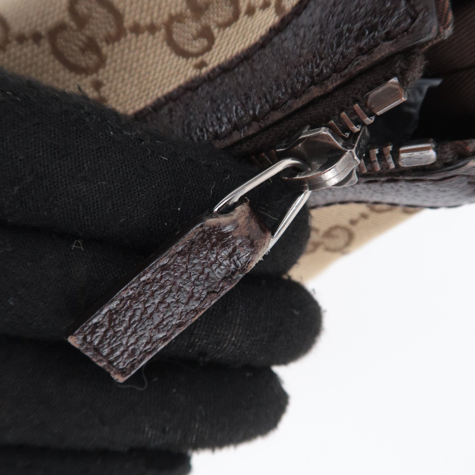 GUCCI GG Canvas Shoulder Bag Beige 181092