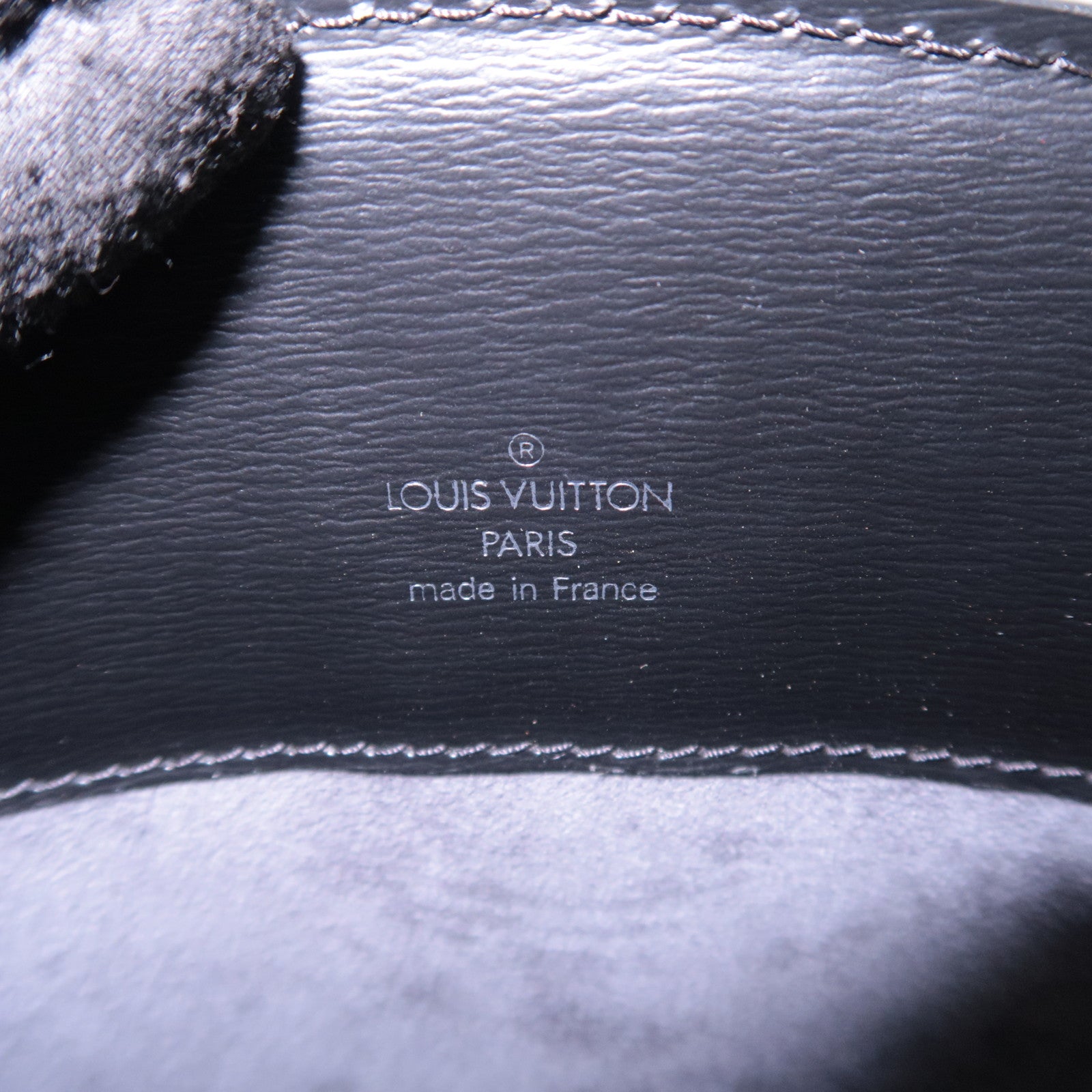 Louis Vuitton Epi Cluny Shoulder Bag Noir M52252