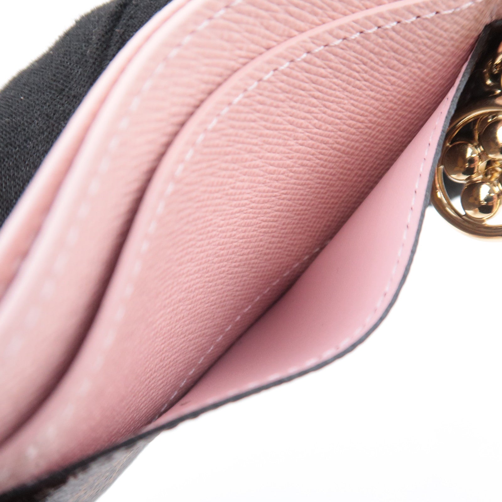 Louis Vuitton Monogram Porte Carte LV Charm Card Case M82739