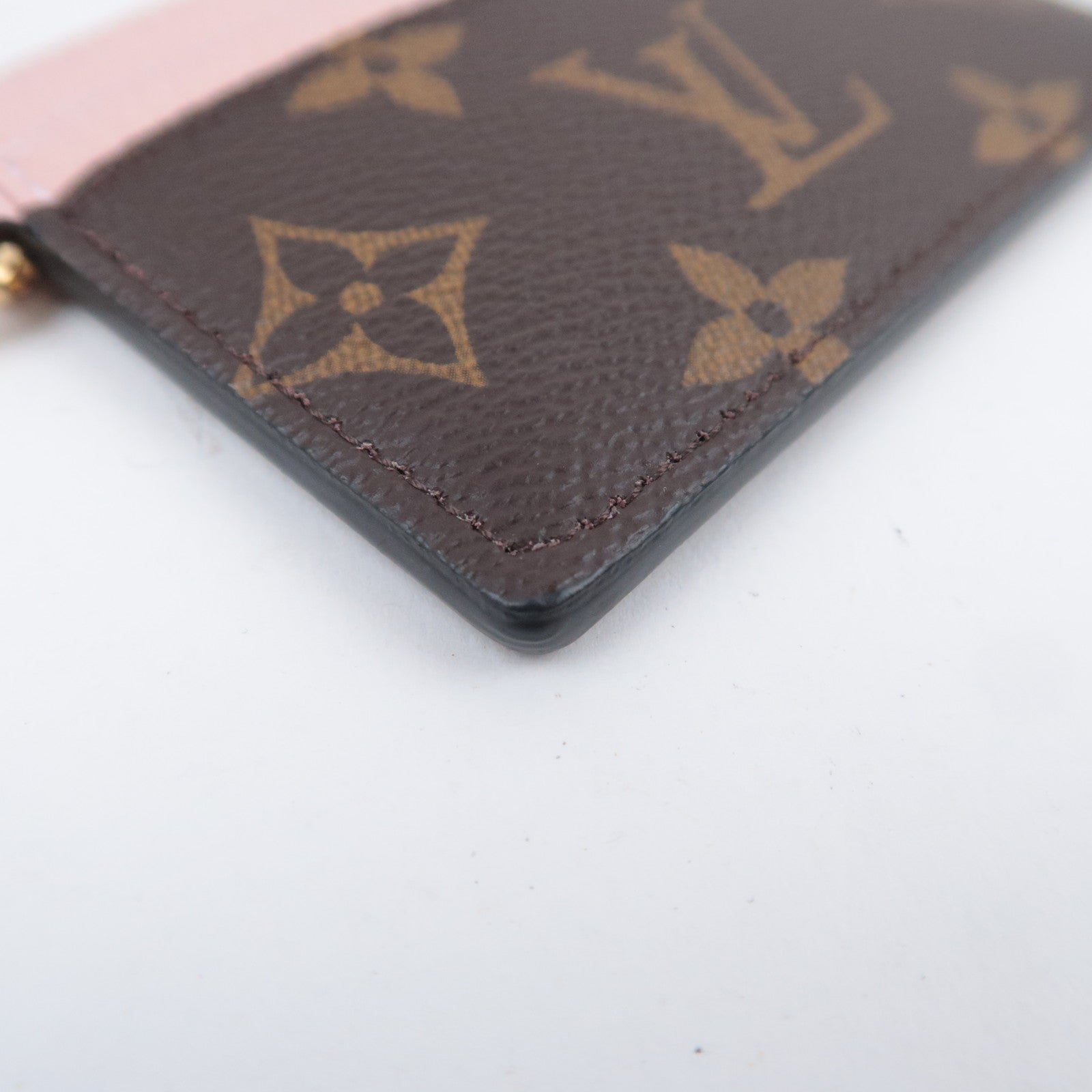 Louis Vuitton Monogram Porte Carte LV Charm Card Case M82739