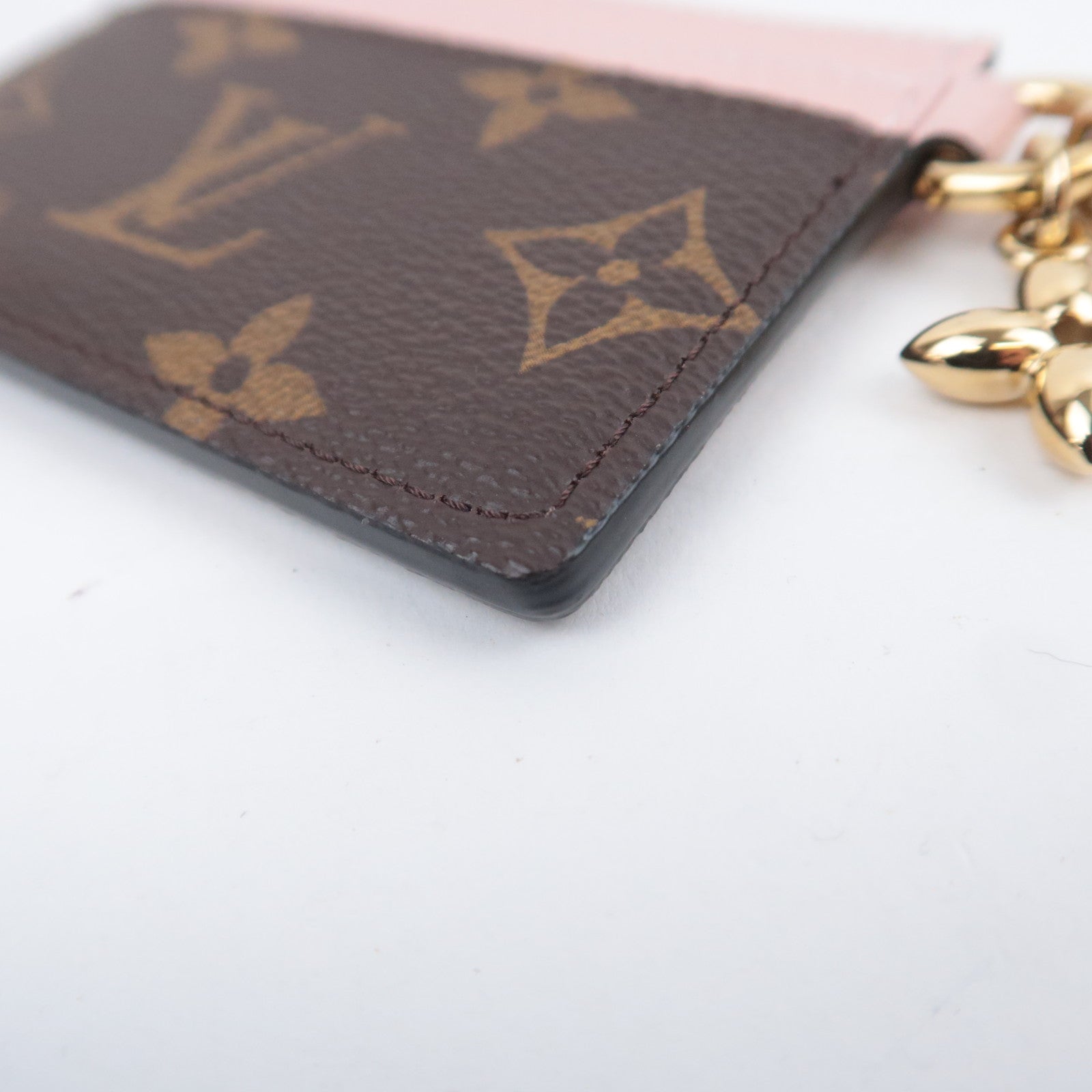 Louis Vuitton Monogram Porte Carte LV Charm Card Case M82739