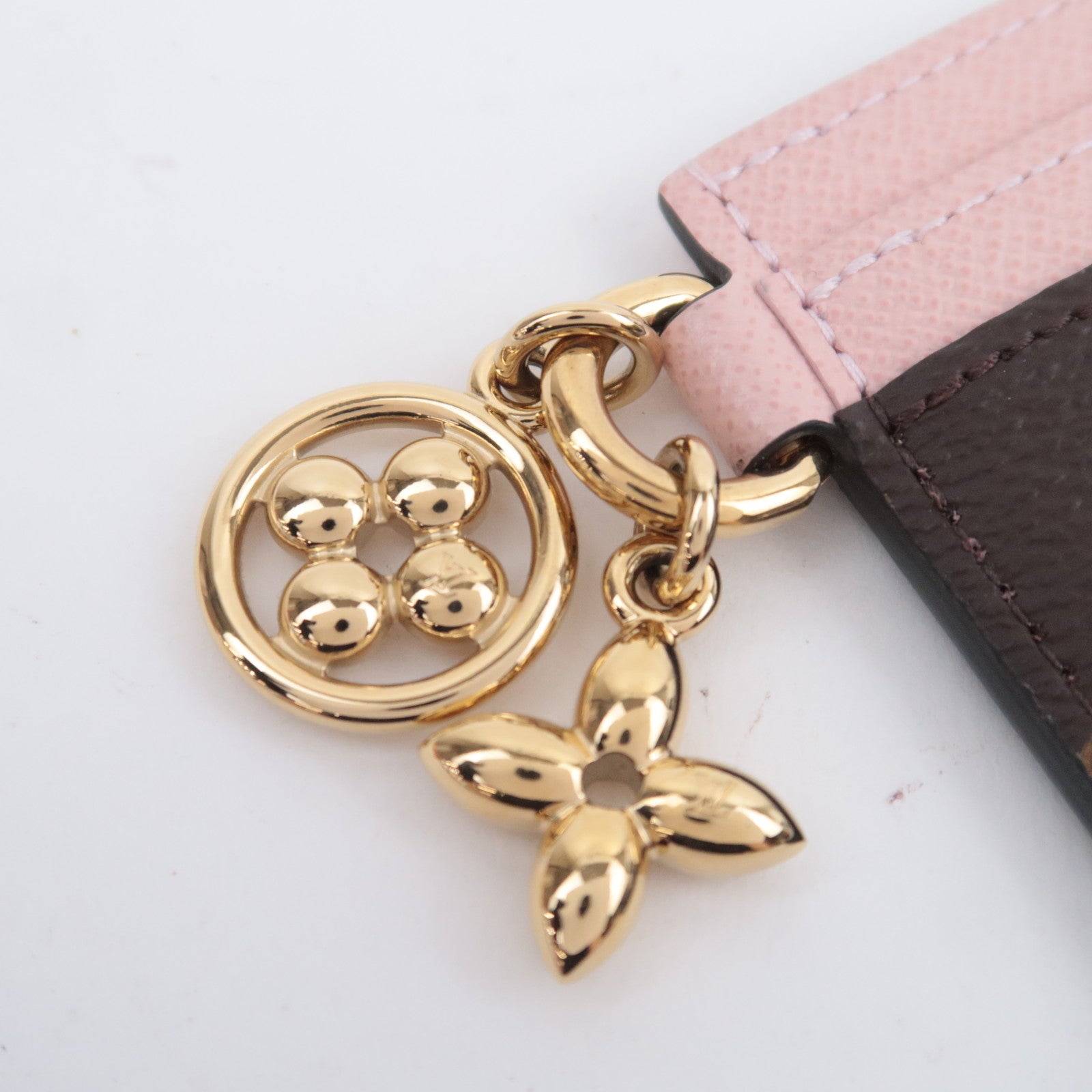 Louis Vuitton Monogram Porte Carte LV Charm Card Case M82739
