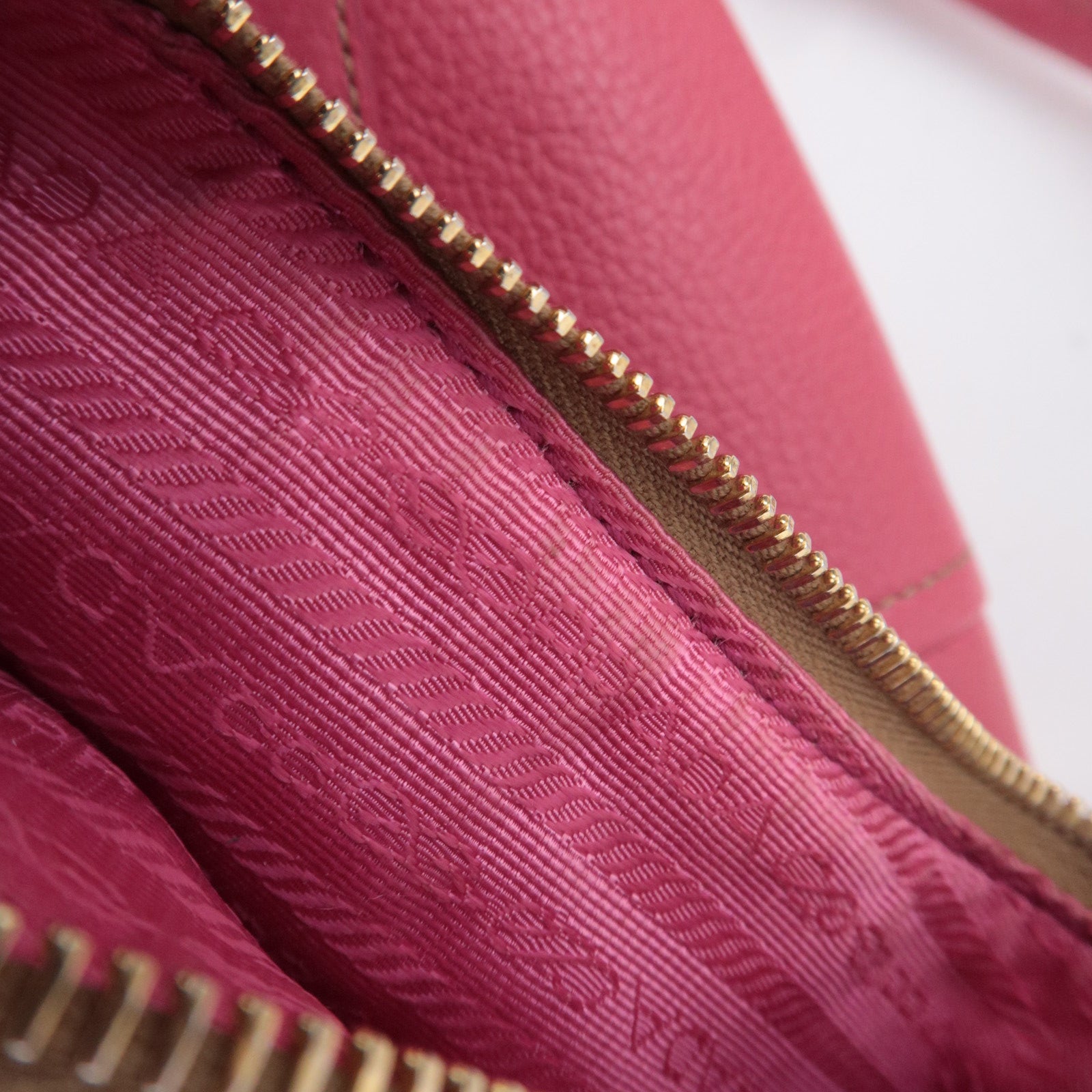 PRADA Leather Shoulder Bag Pink