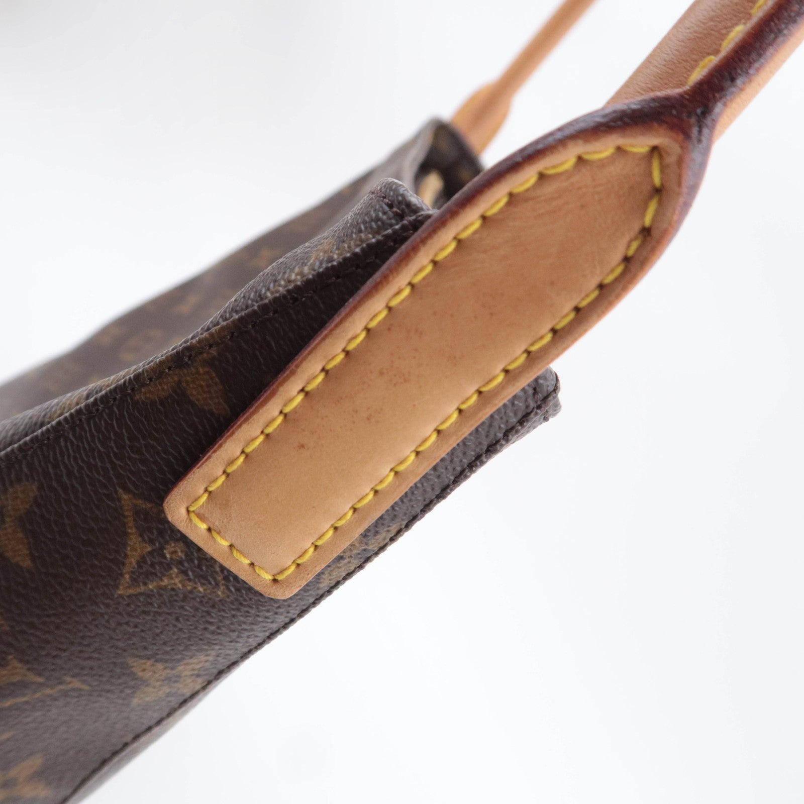 Louis Vuitton Monogram Looping GM Shoulder Bag M51145