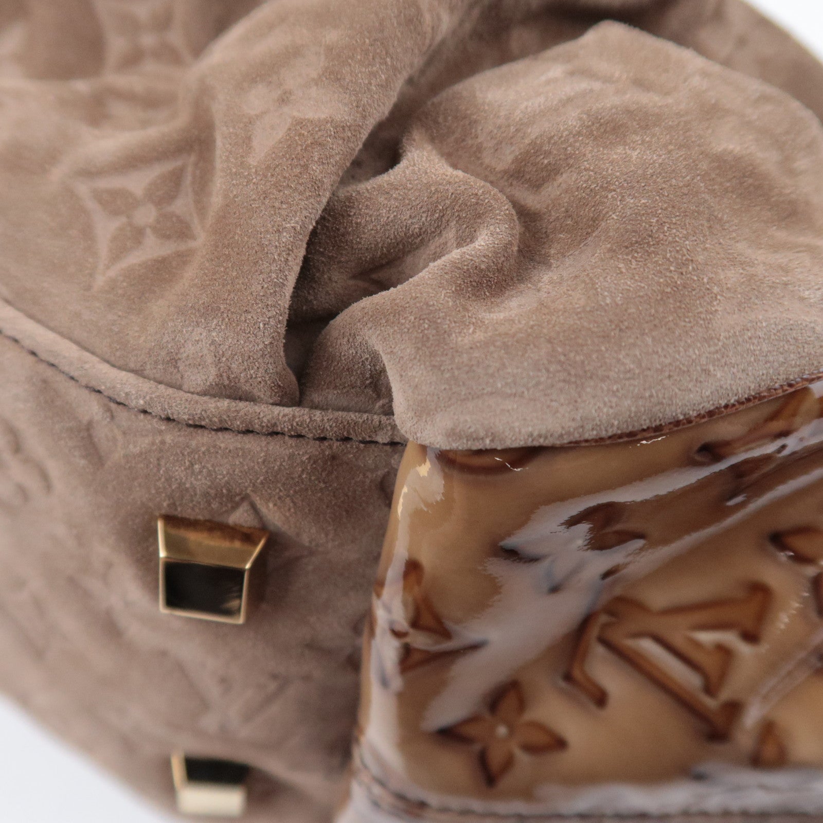 Louis Vuitton 2009 Pre Fall Collection Irene Shoulder Bag M47928