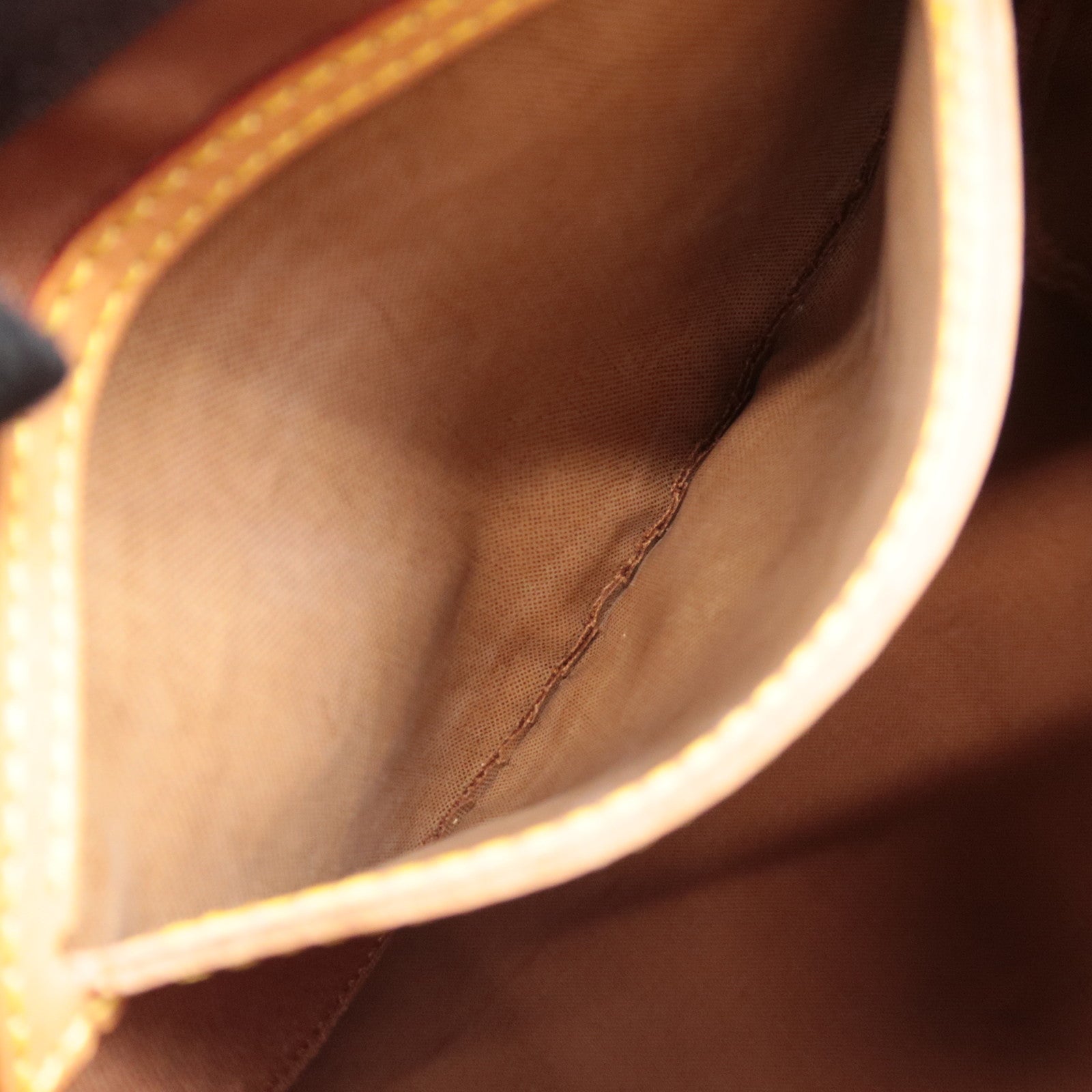 Louis Vuitton Monogram Speedy 30 Handbag M41526