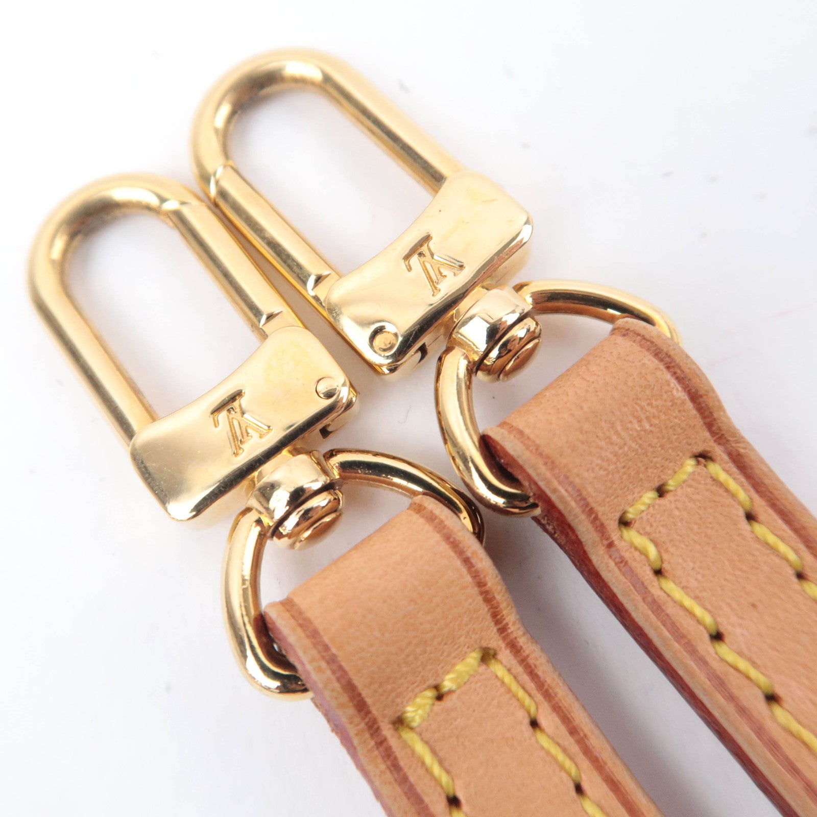 Louis Vuitton Leather Shoulder Strap Length 120cm Width 1.2cm J00145