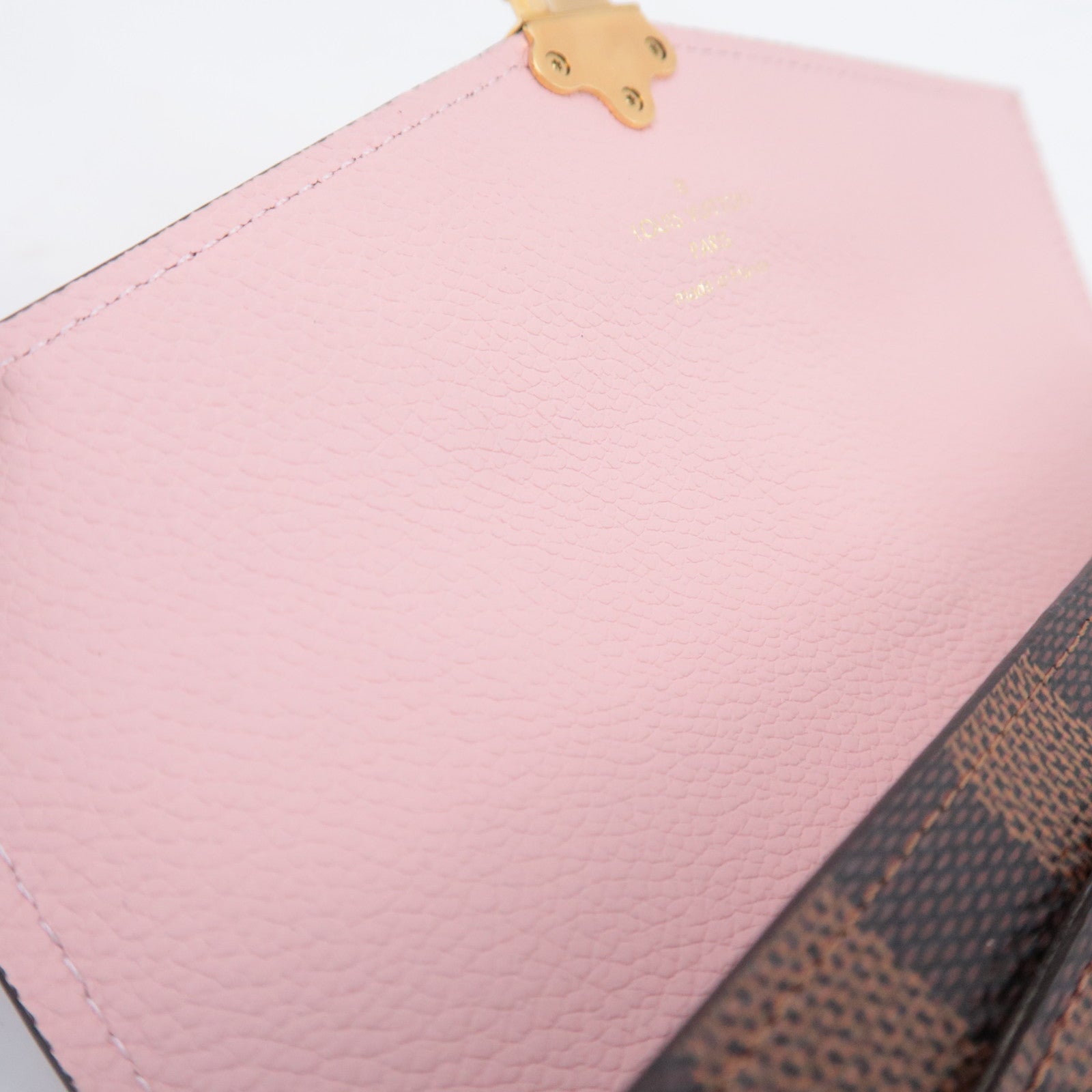 Louis Vuitton Damier Portefeuille Clapton Wallet Magnolia N64447