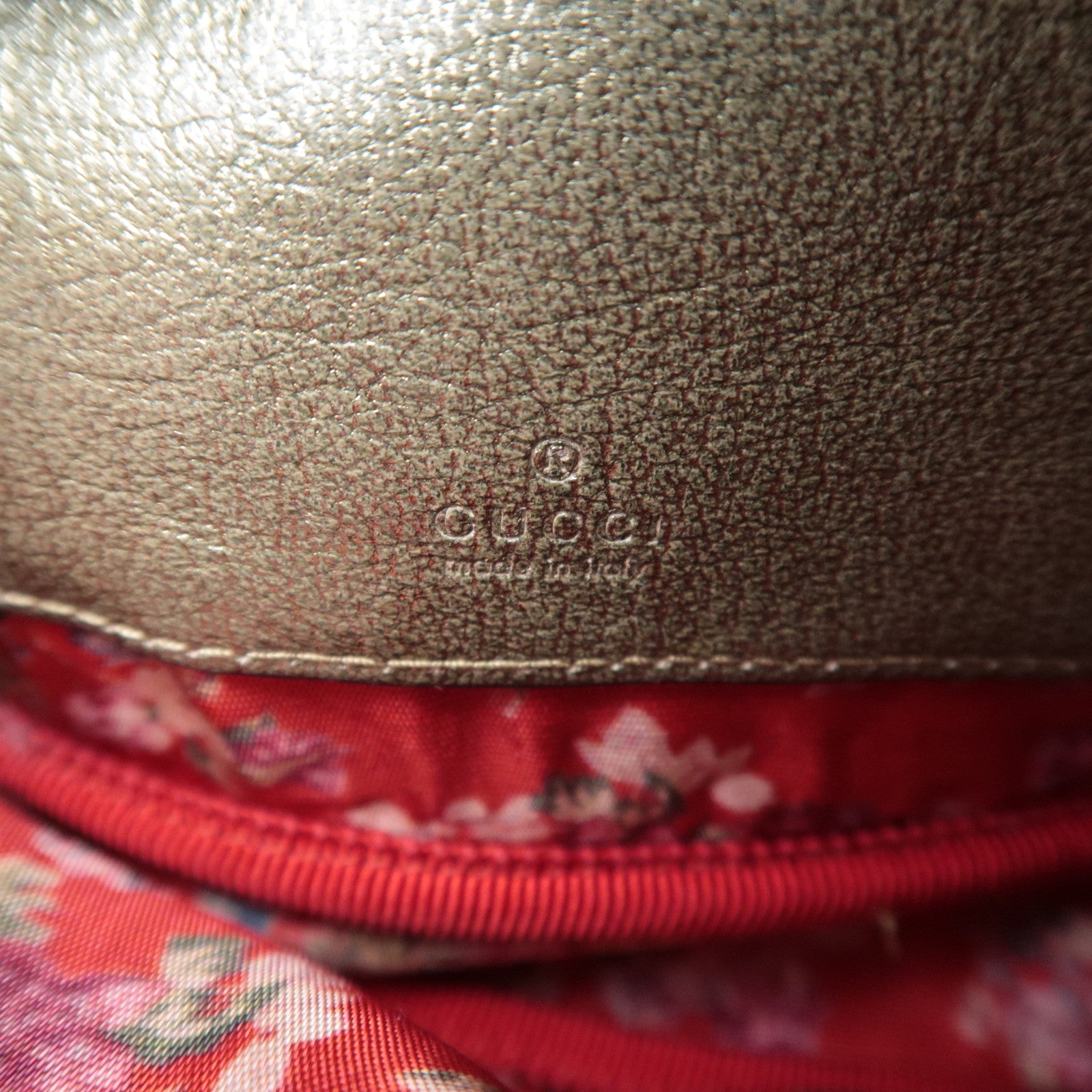 GUCCI Zumi Shoulder Bag Leather Metallic Green Red 534951