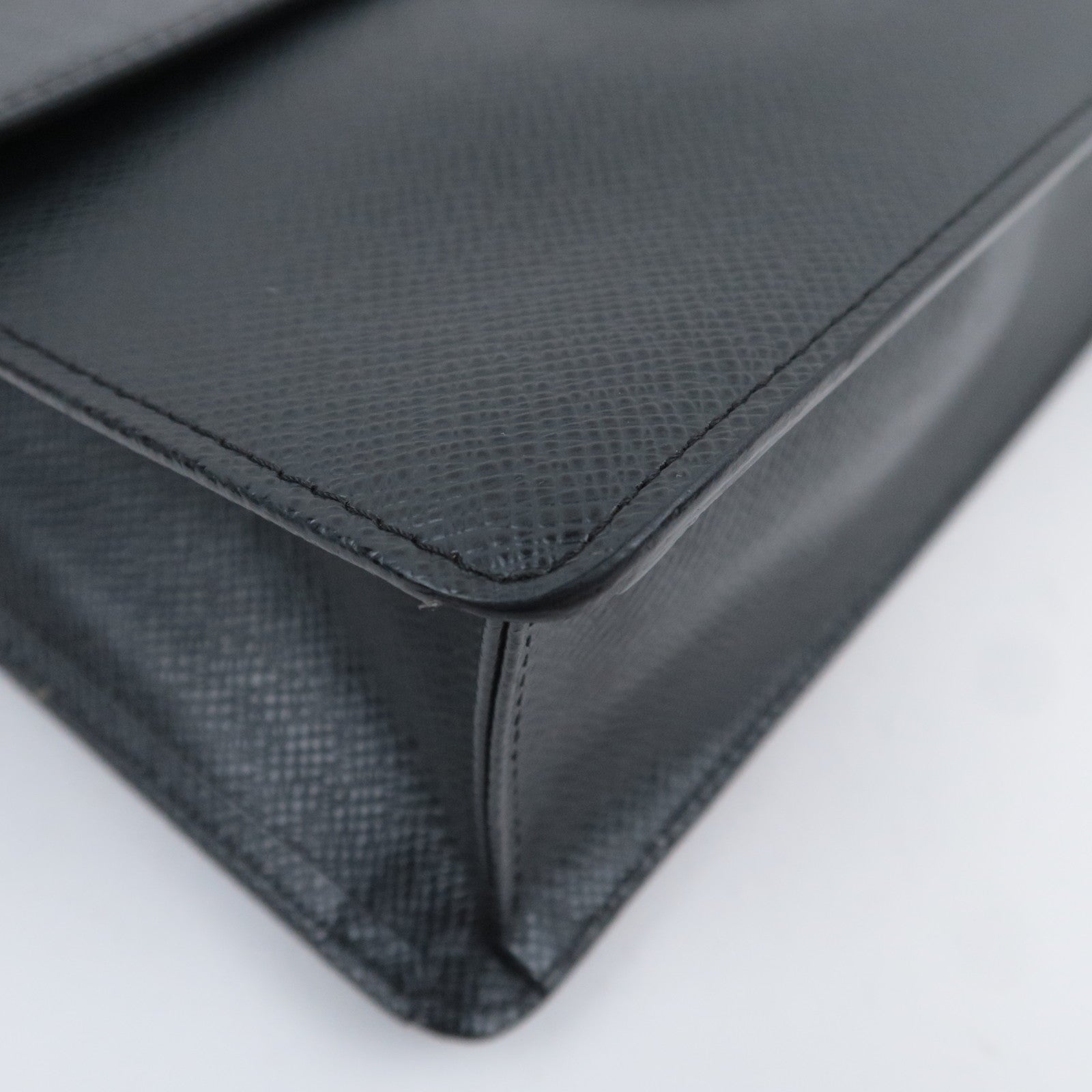 Louis Vuitton Taiga Selenga Clutch Bag Ardoise M30782