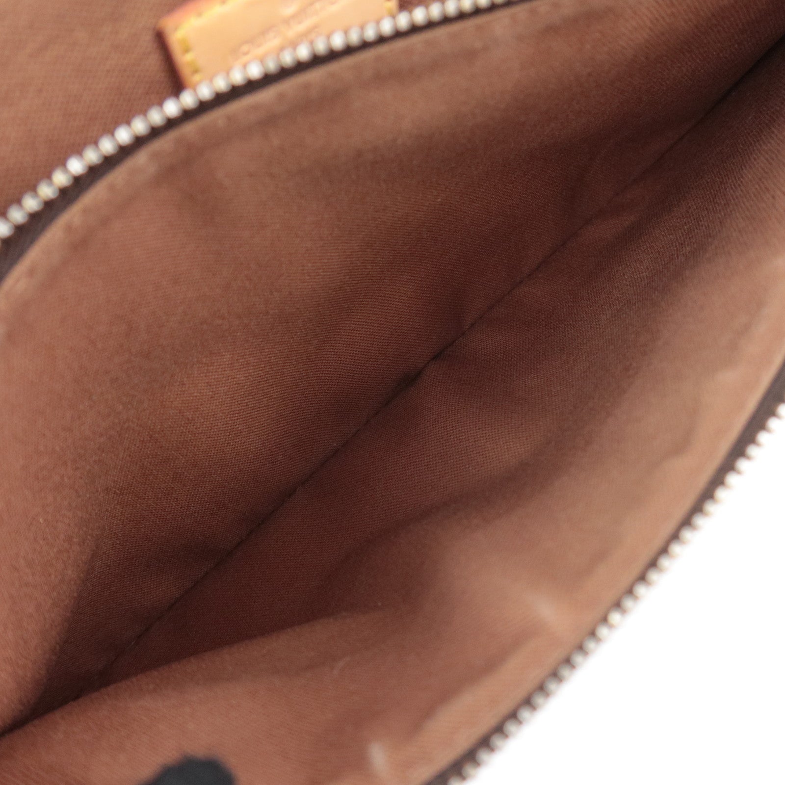Louis Vuitton Monogram Messenger Beaubourg MM M97038