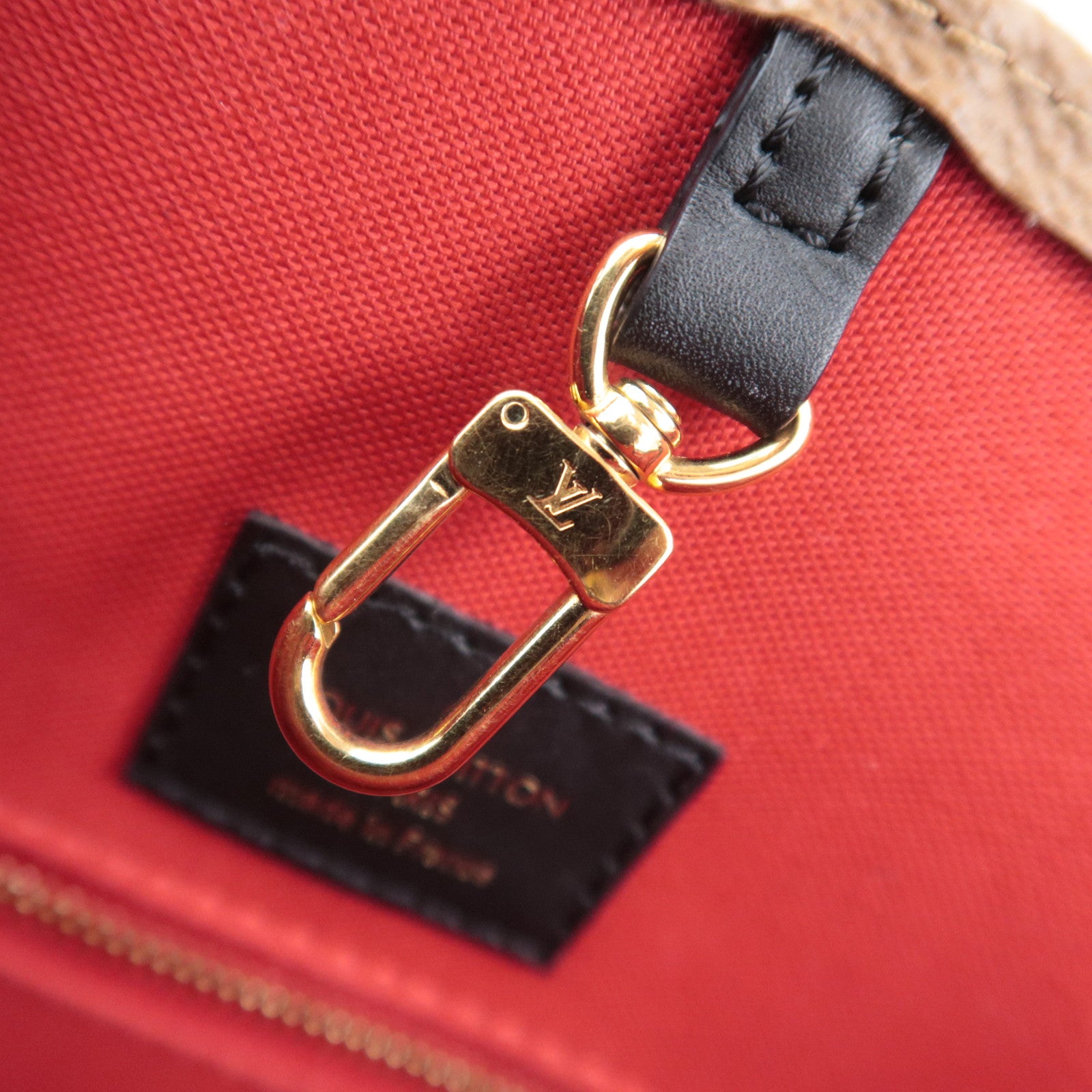 Louis Vuitton Monogram Giant Reverse OnTheGo MM M45321