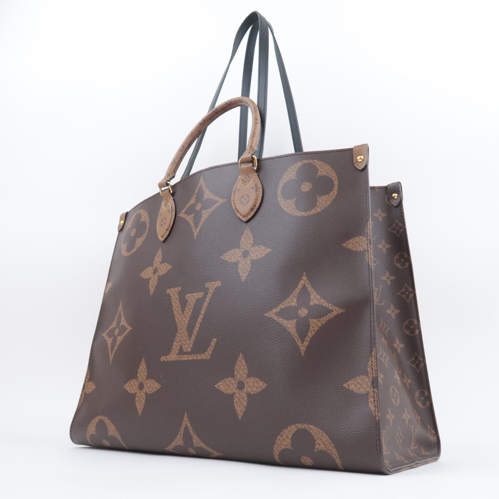 Louis Vuitton Monogram Giant Reverse OnTheGo MM M45321