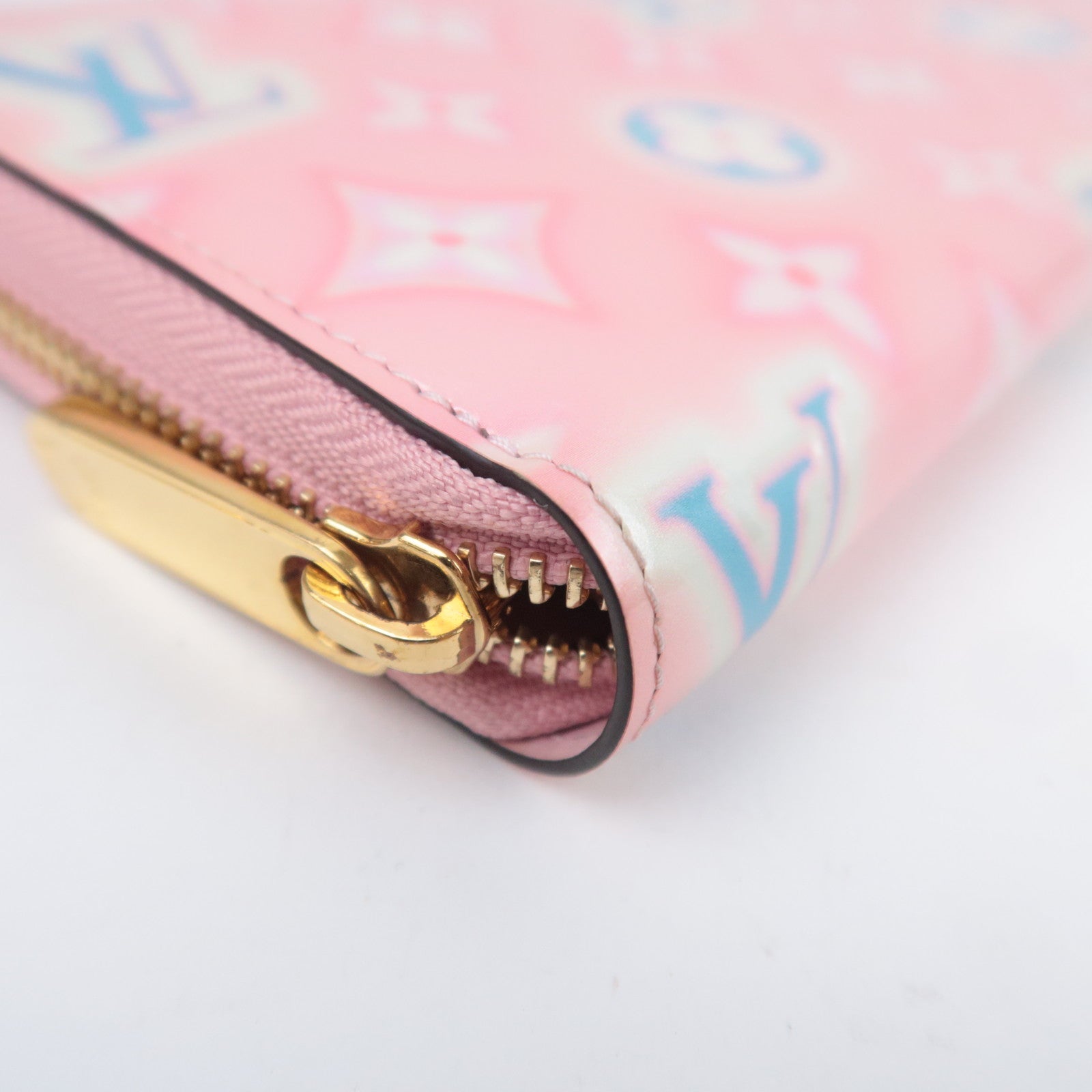 Louis Vuitton Monogram Vernis Zippy Wallet Japan Valentine Exclusive M81145
