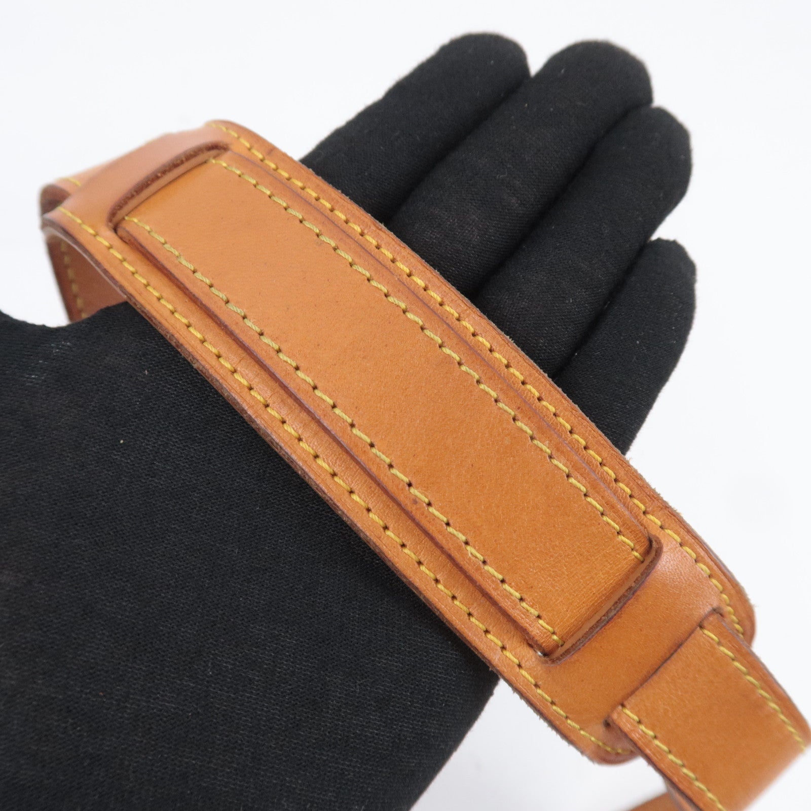 Louis Vuitton Monogram Saumur 35 Shoulder Bag M42254