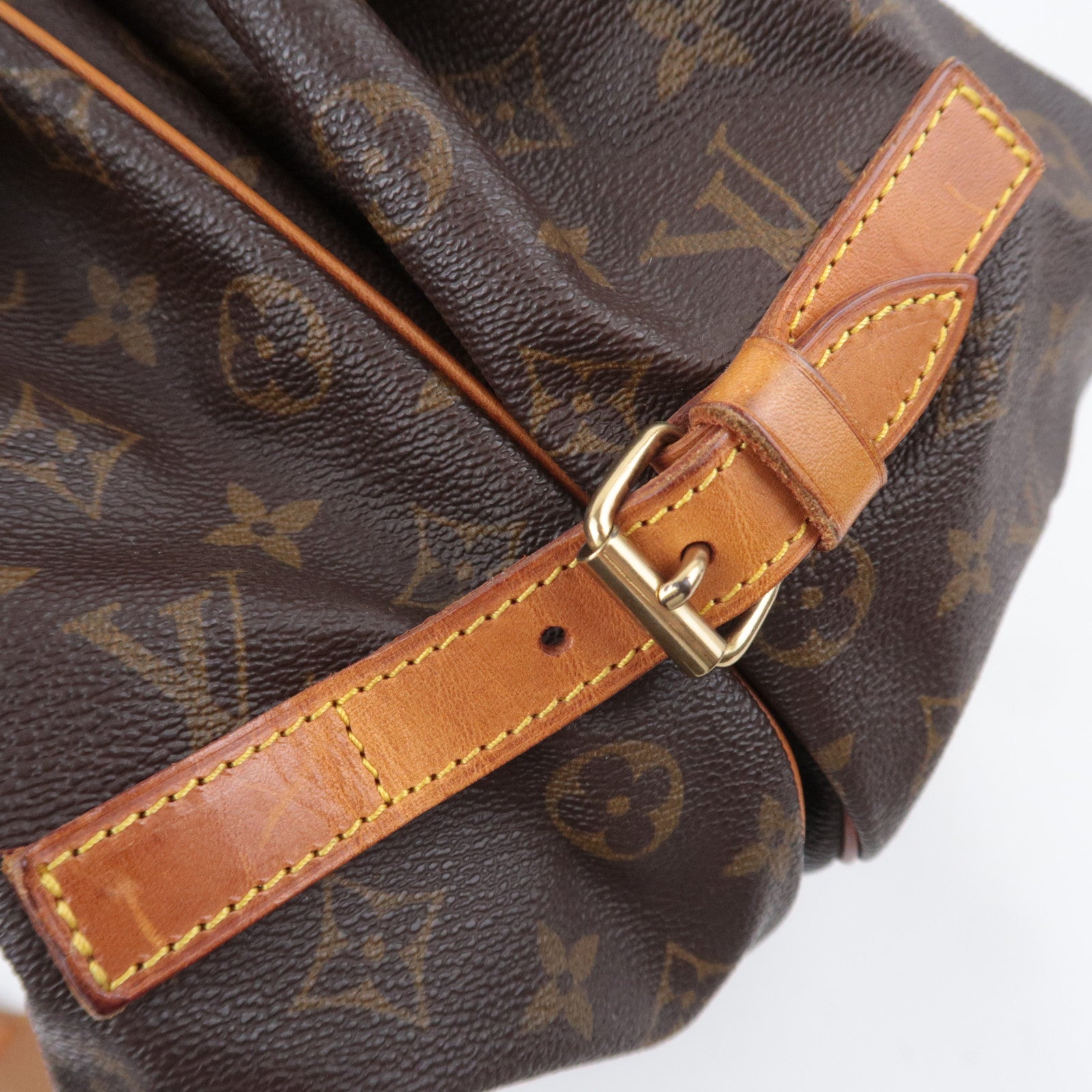 Louis Vuitton Monogram Saumur 35 Shoulder Bag M42254