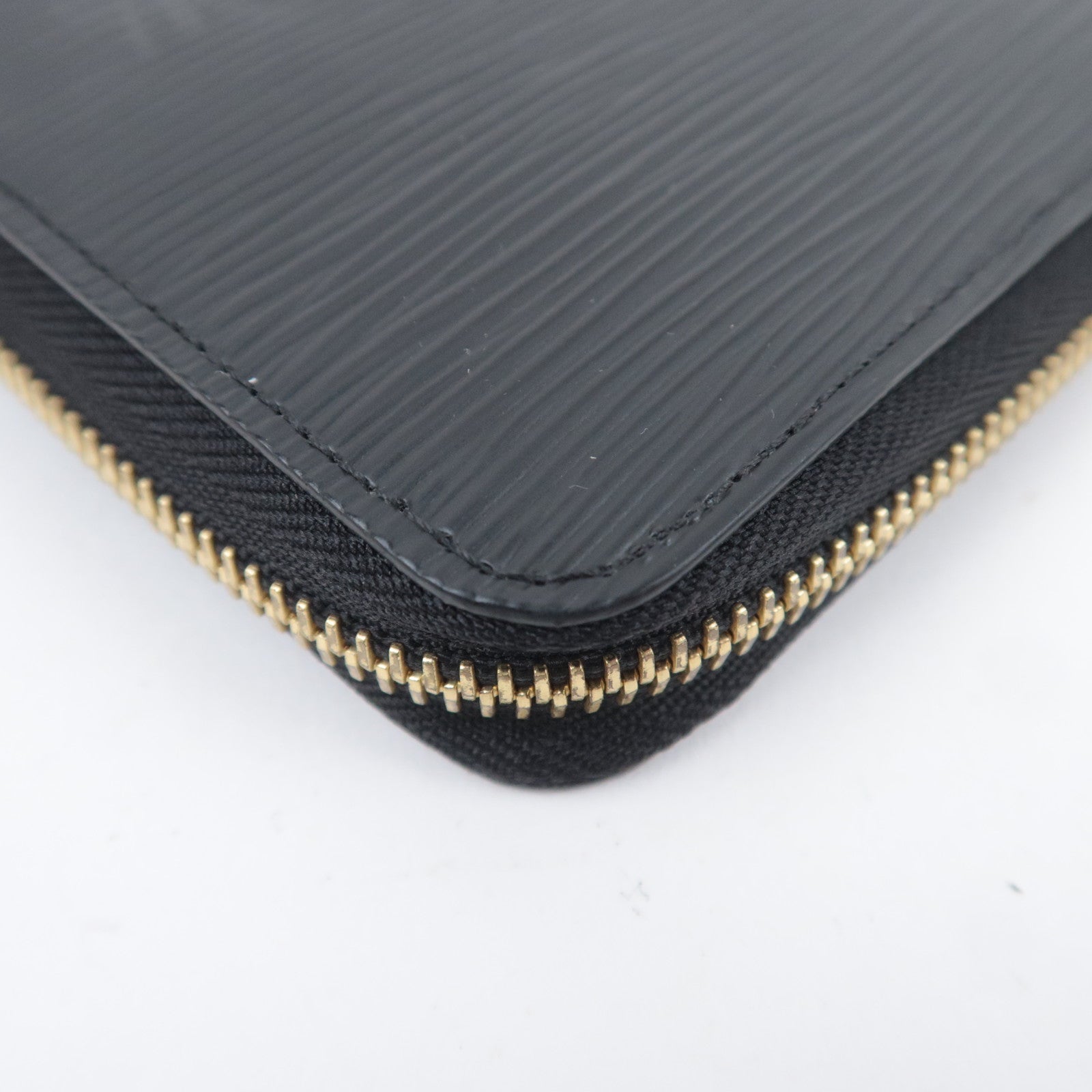 Louis Vuitton Epi Zippy Wallet Noir M61857