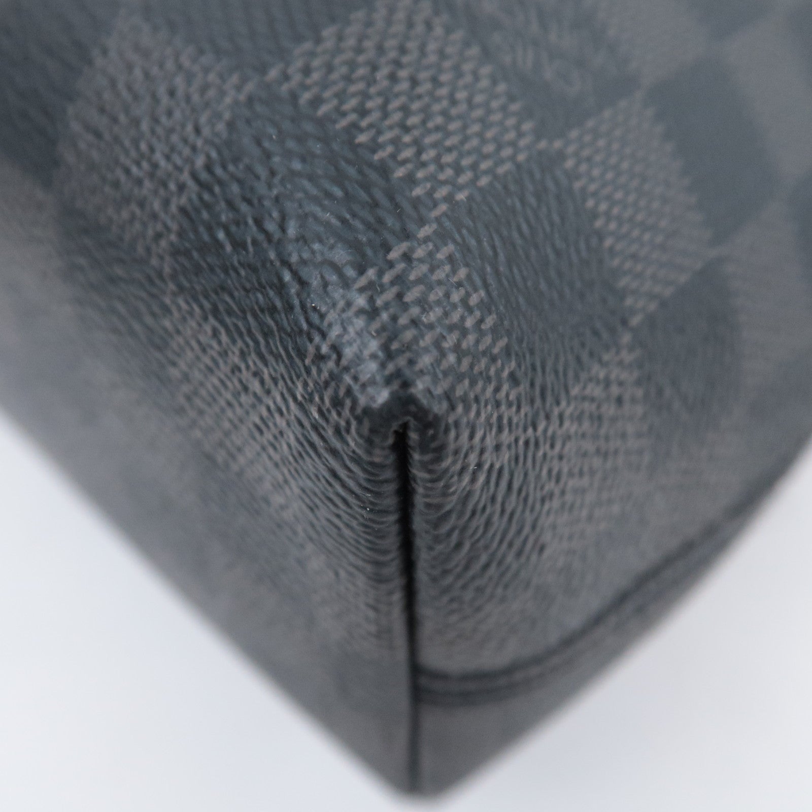 Louis Vuitton Damier Graphite Mick MM NM Shoulder Bag N40004
