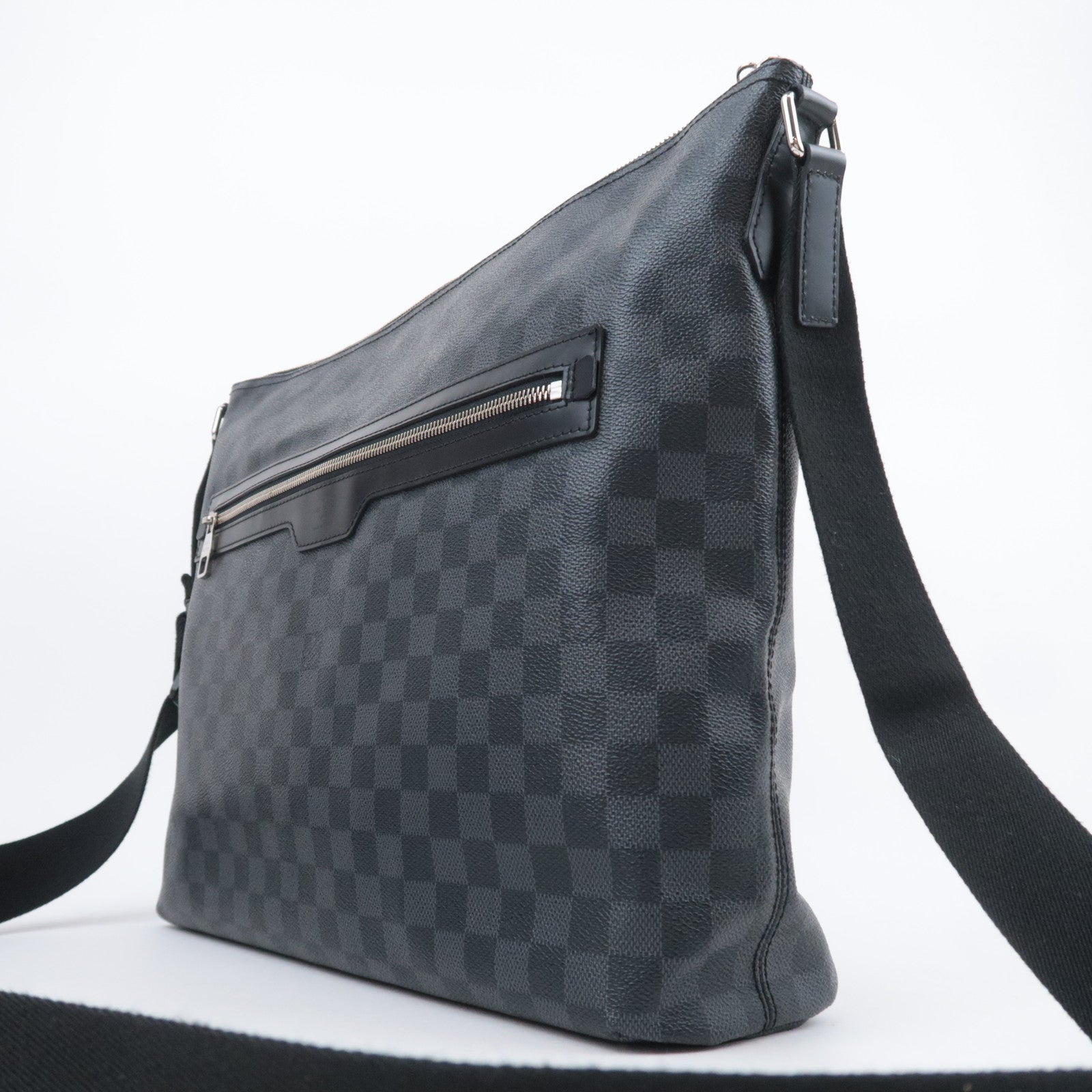 Louis Vuitton Damier Graphite Mick GM Messenger Shoulder Bag N41105