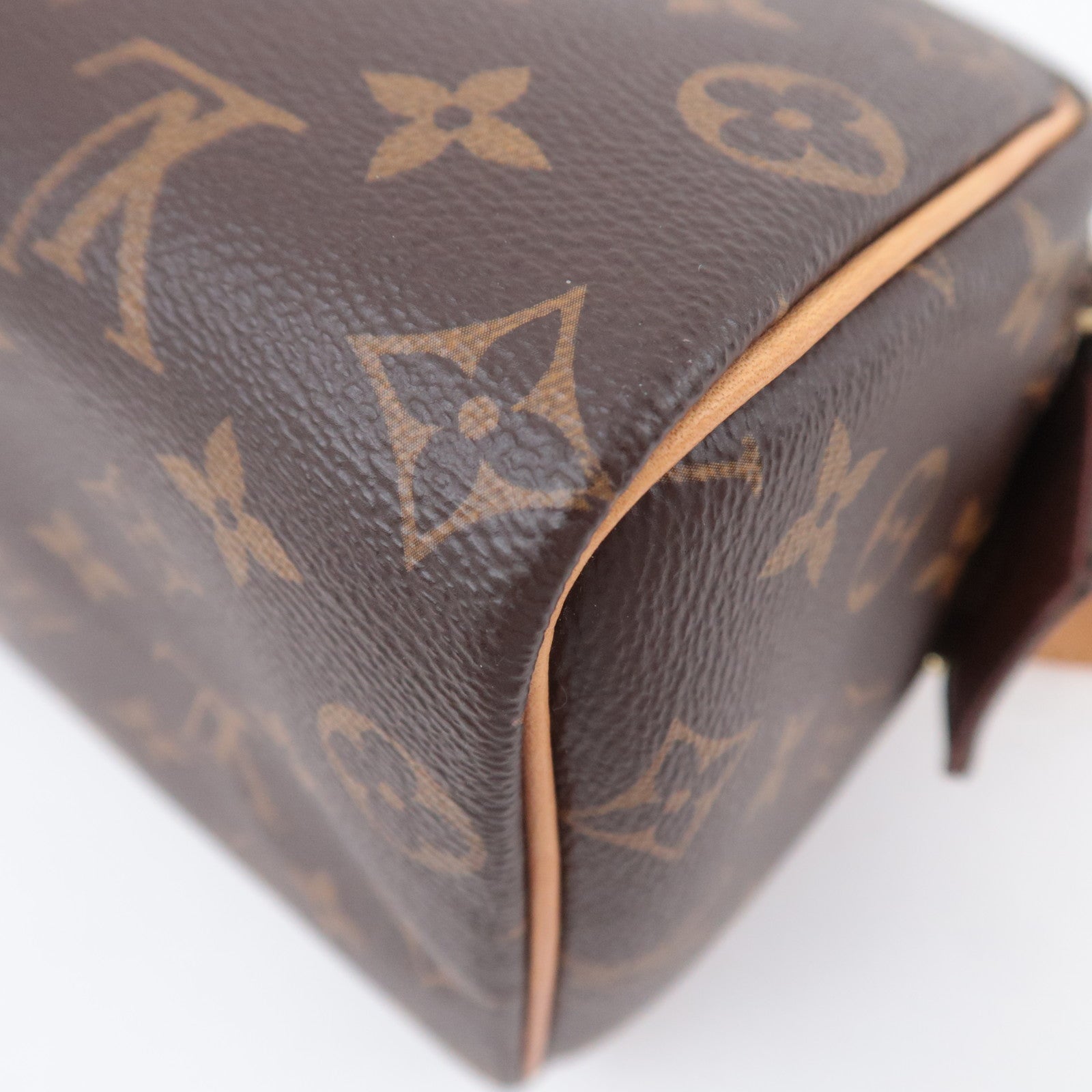 Louis Vuitton Monogram Dopp Kit Travel Bag M44494