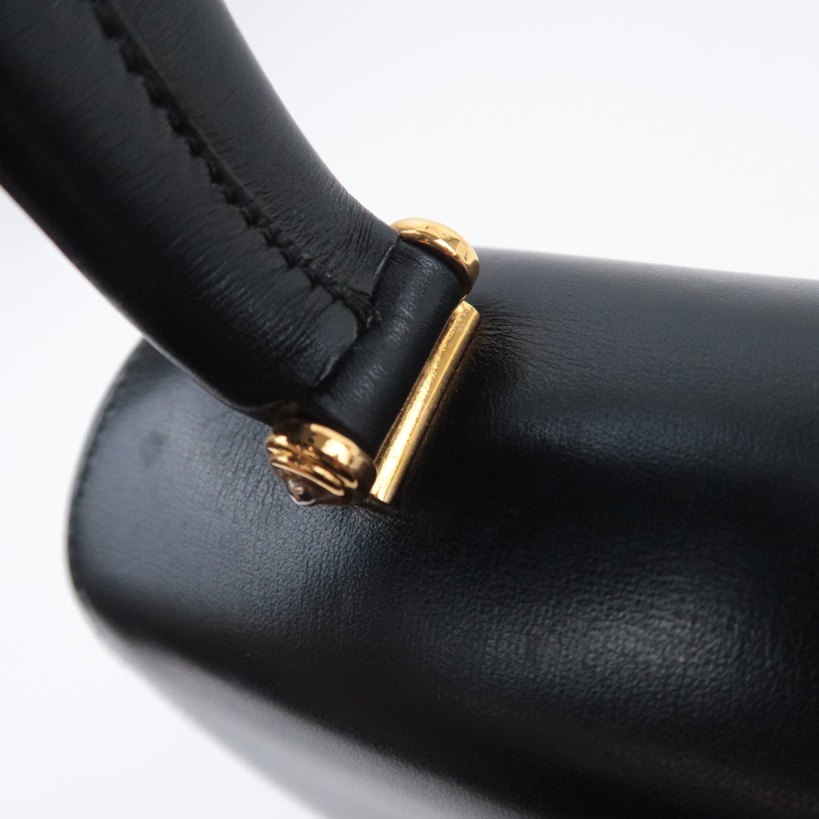 GUCCI Old Gucci Turnlock Leather Handbag Black 000.46.0164