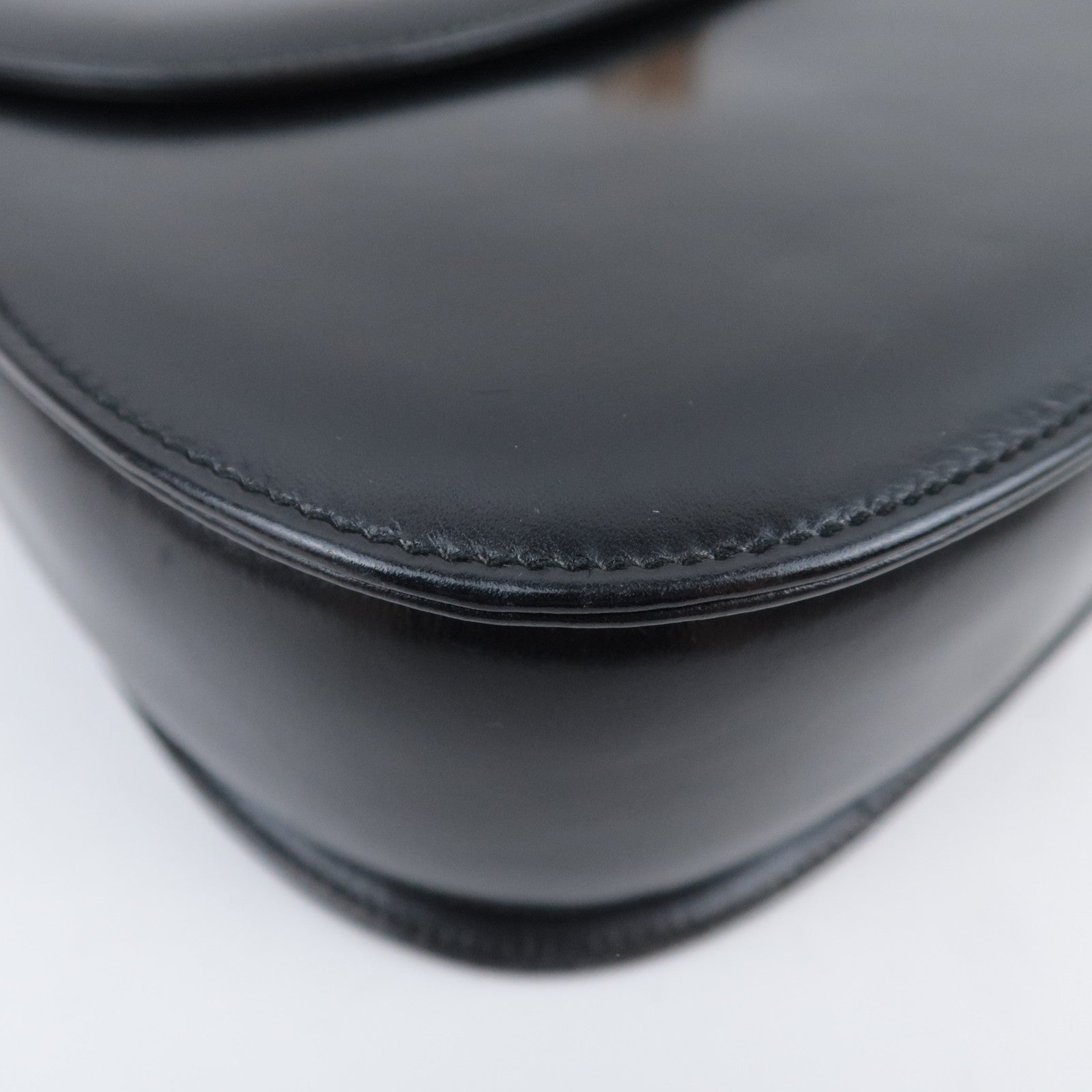 GUCCI Old Gucci Turnlock Leather Handbag Black 000.46.0164