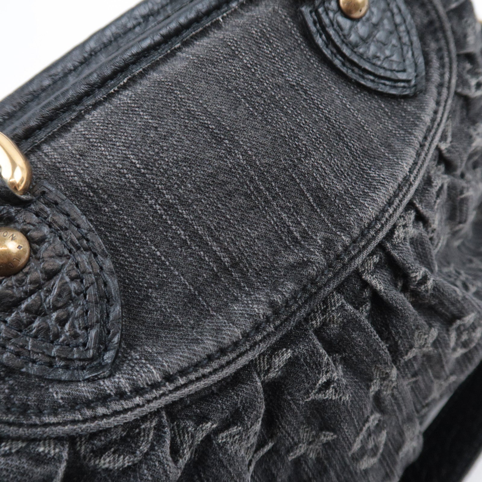 Louis Vuitton Monogram Denim Neo Cabby MM Noir M95351