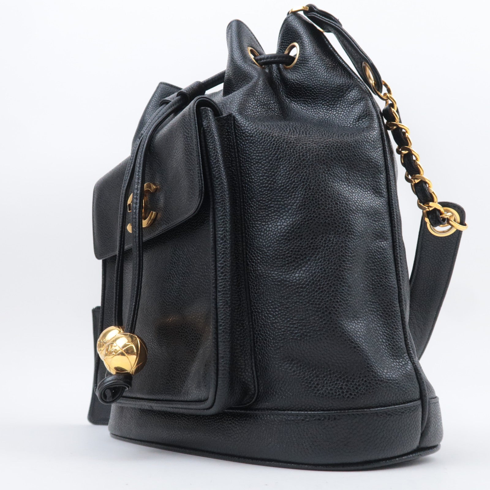 CHANEL Vintage Caviarskin Drawstring Shoulder Bag Black
