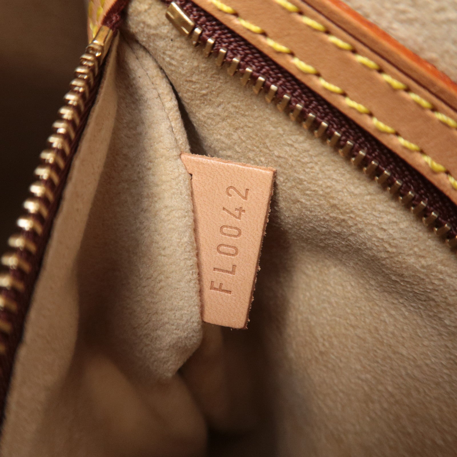 Louis Vuitton Monogram Looping MM Shoulder bag M51146