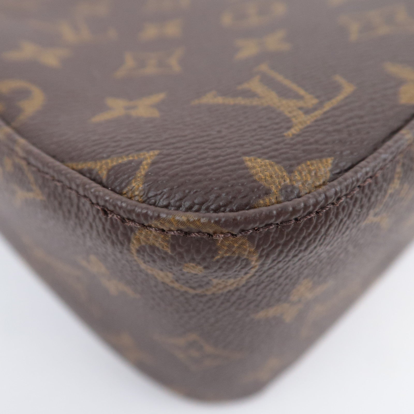 Louis Vuitton Monogram Looping MM Shoulder bag M51146