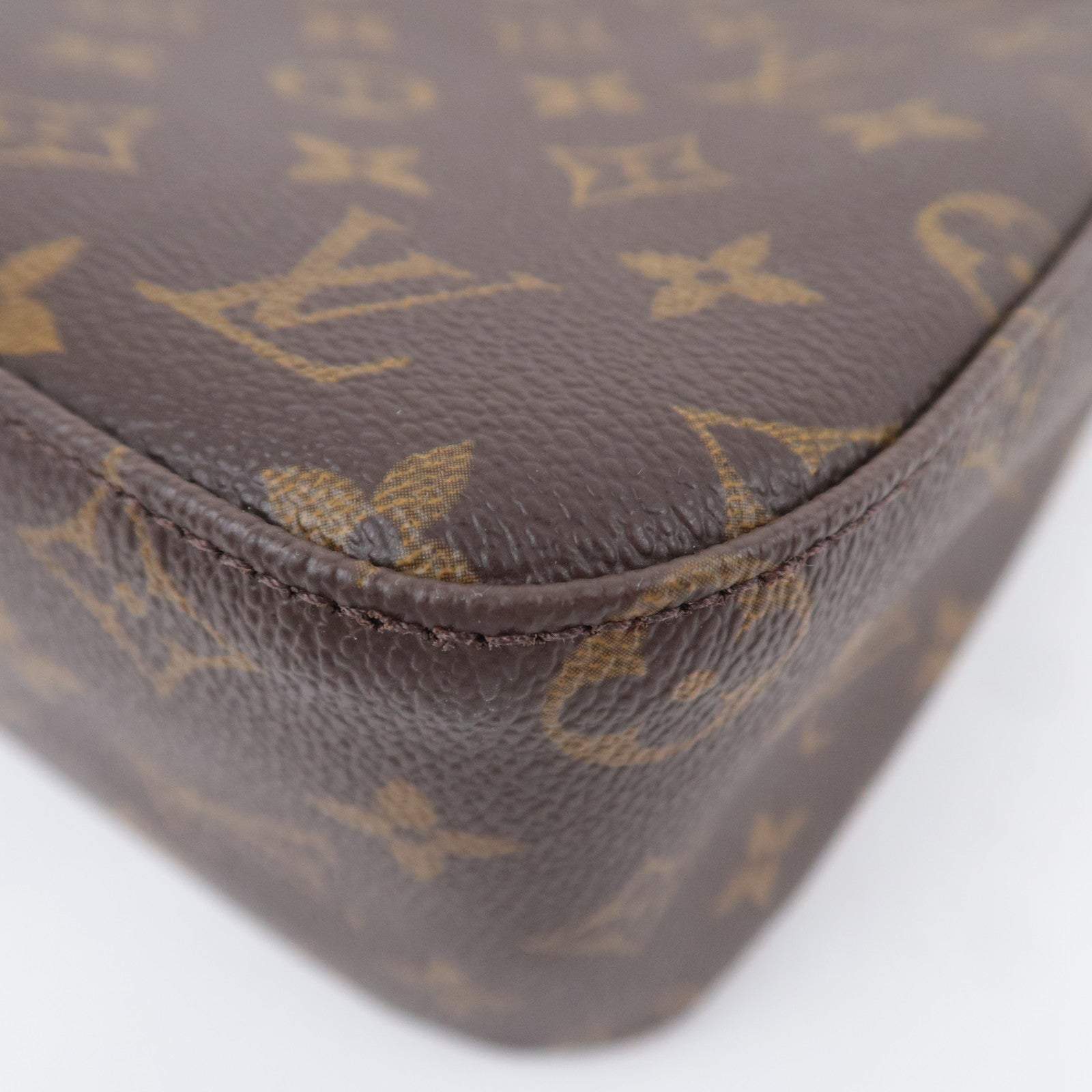 Louis Vuitton Monogram Looping MM Shoulder bag M51146
